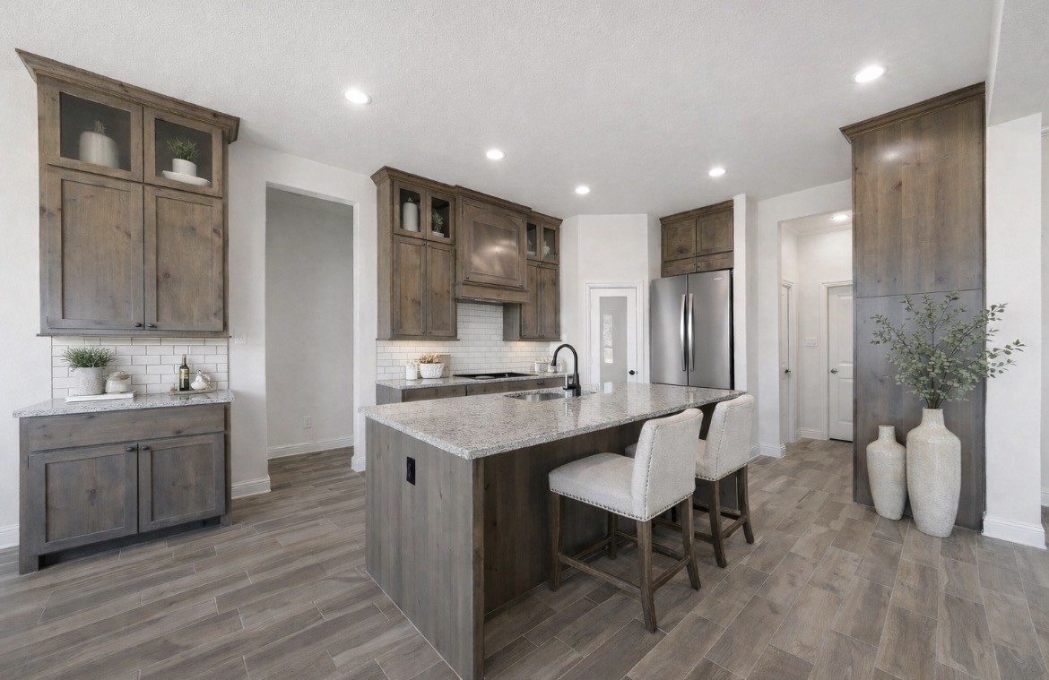 431 Paradise Ridge Drive