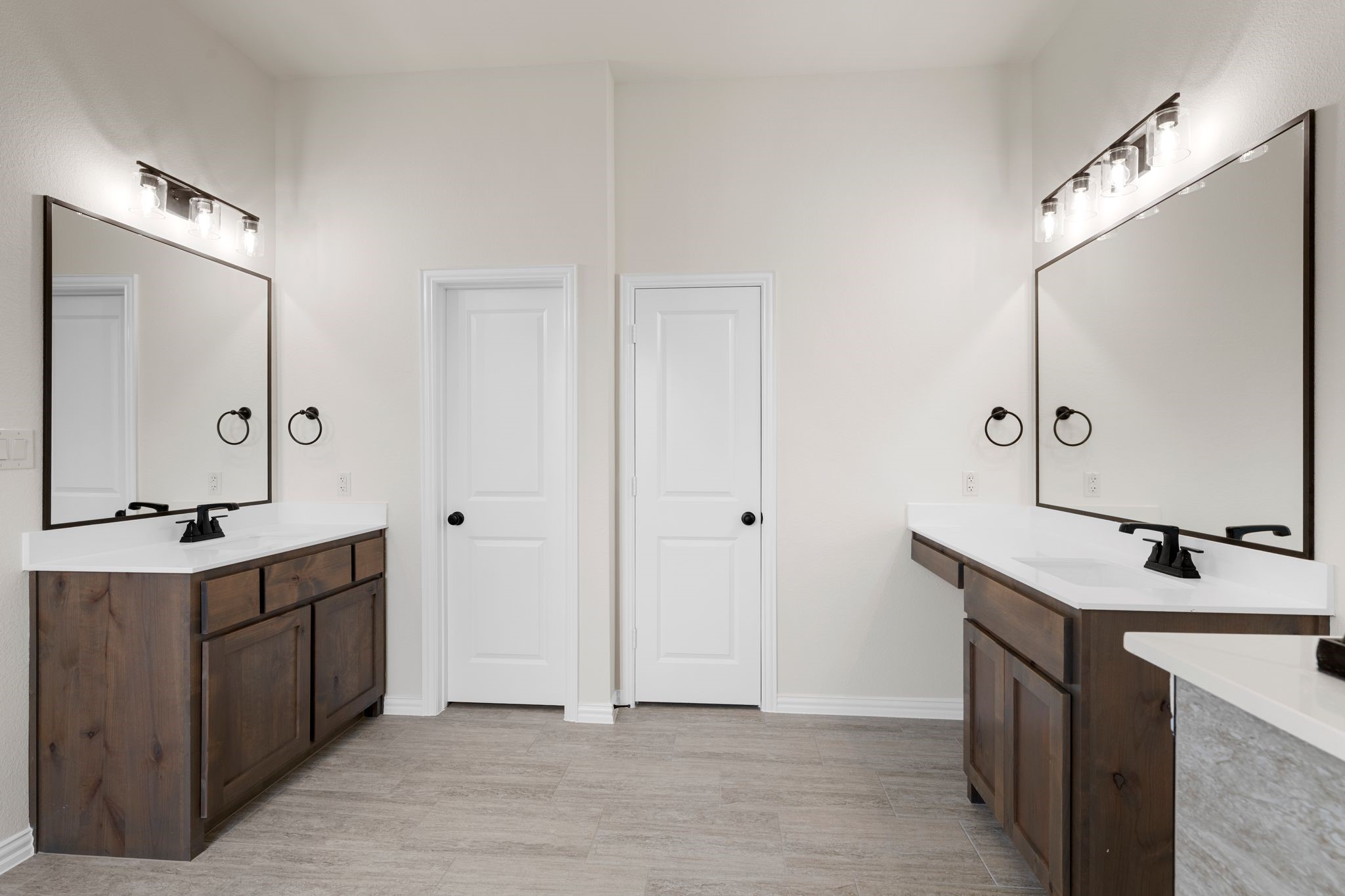 431 Paradise Ridge Drive