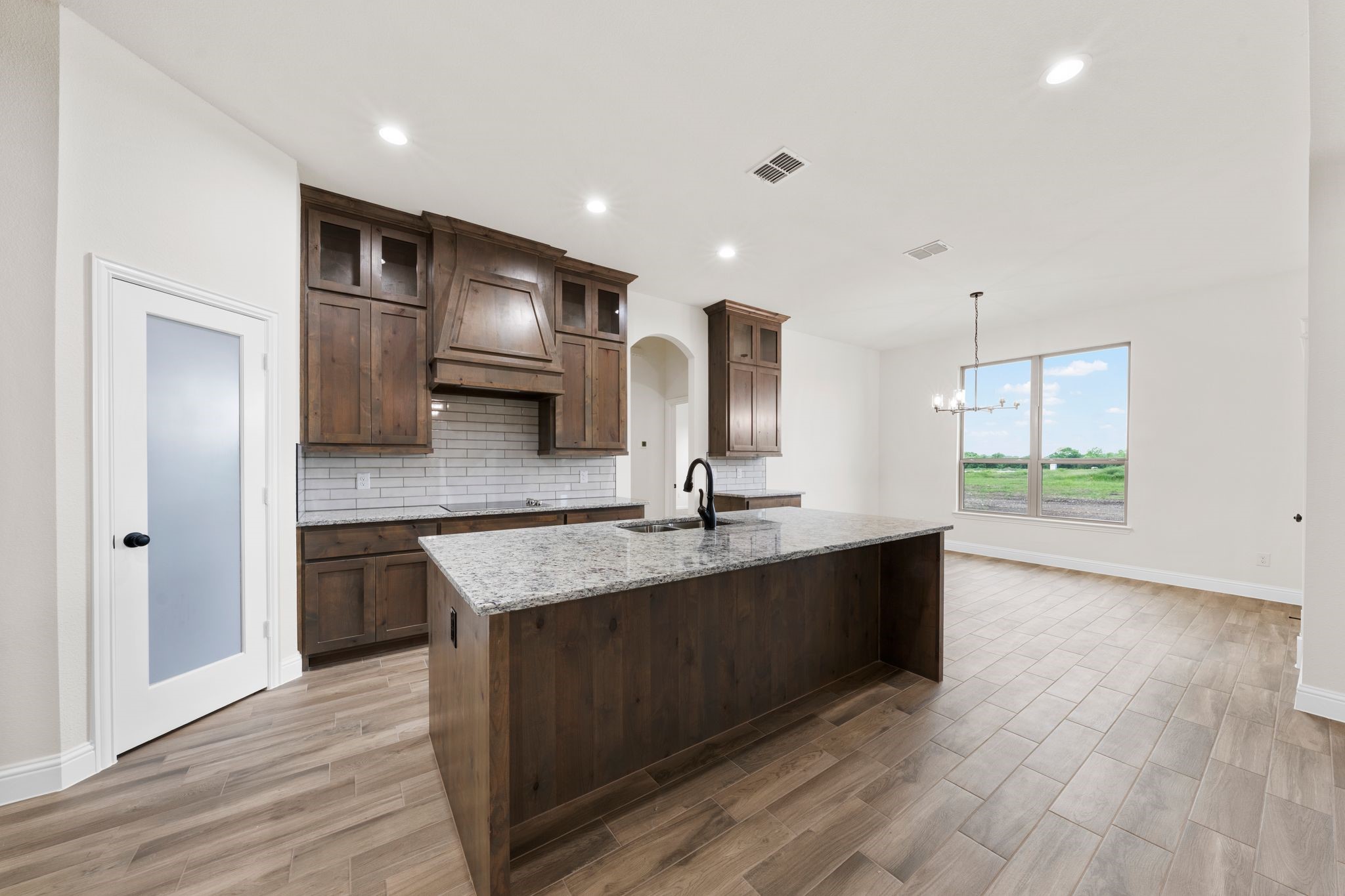 431 Paradise Ridge Drive