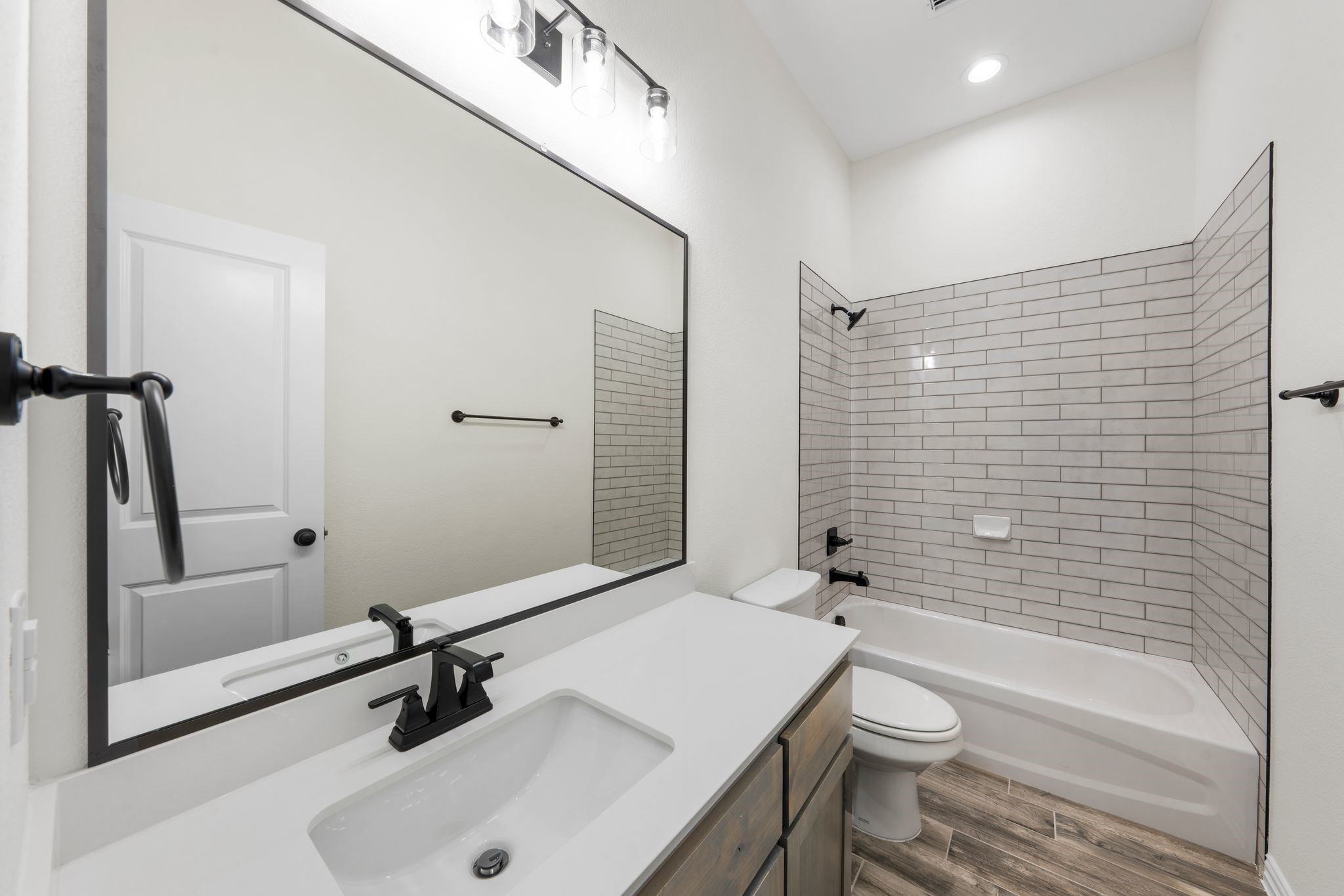 420 Paradise Ridge Drive