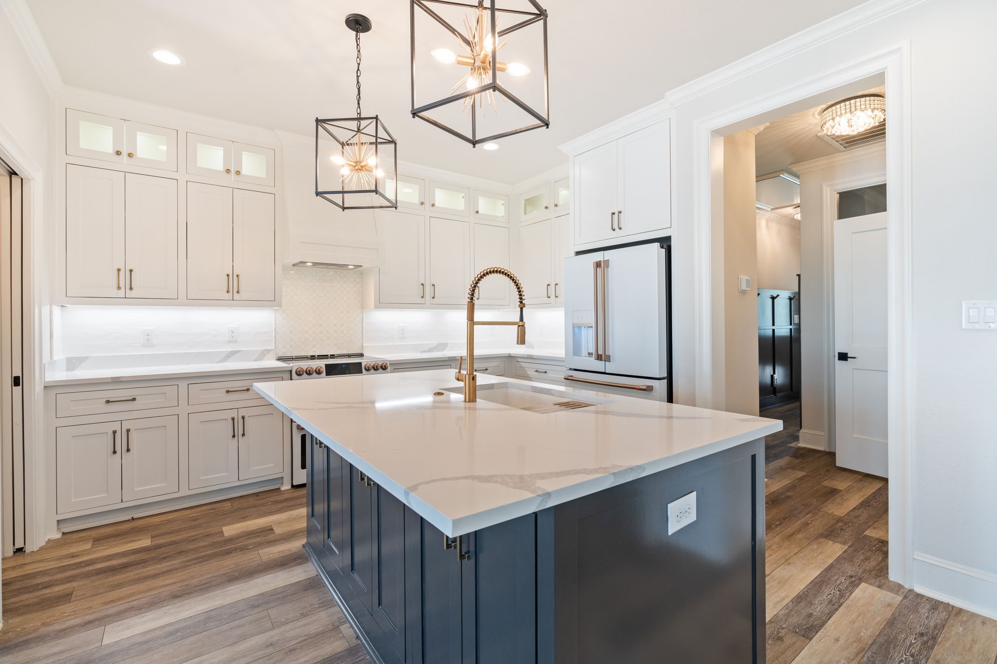 310 Woodside Trail