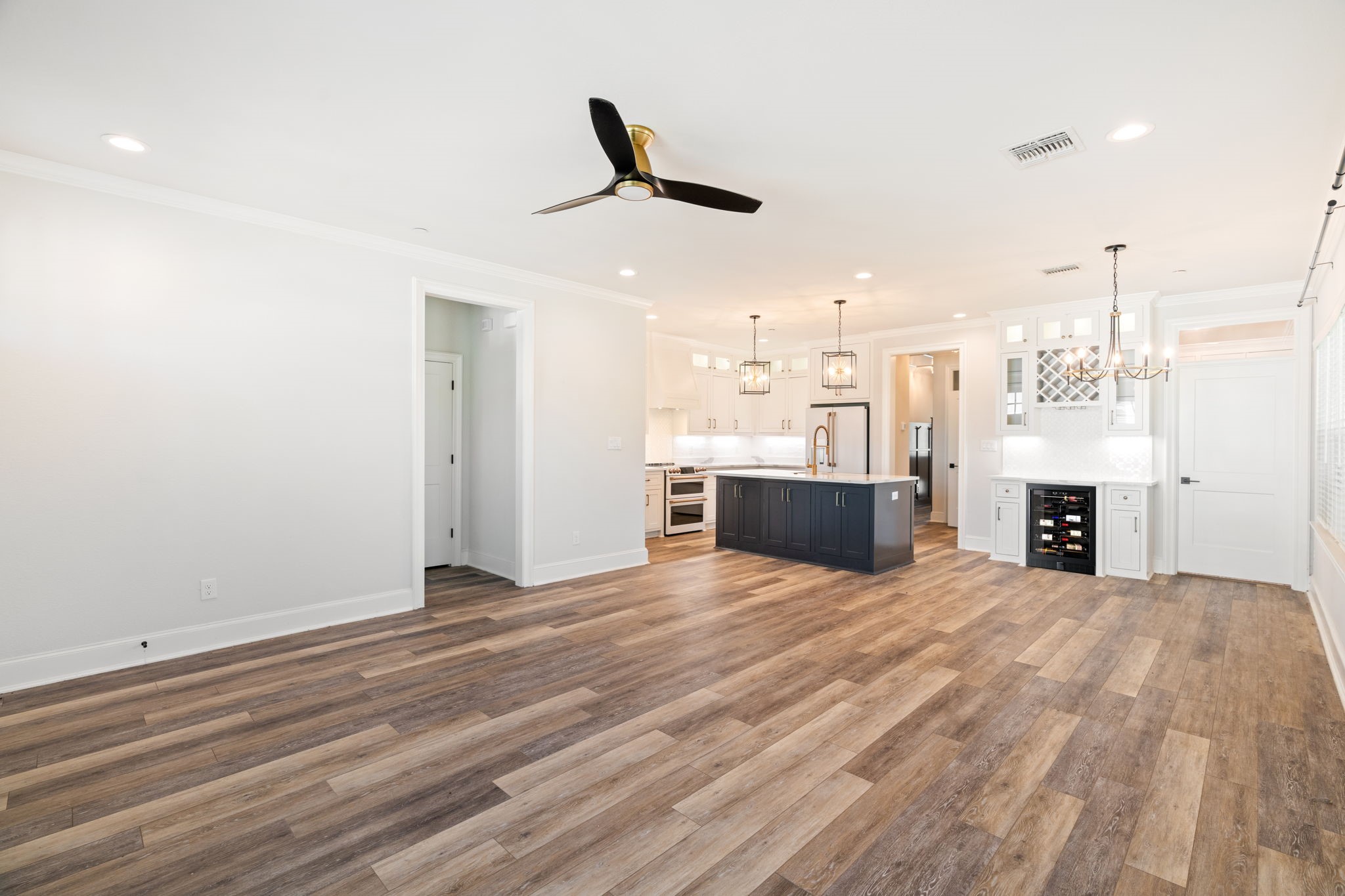 310 Woodside Trail