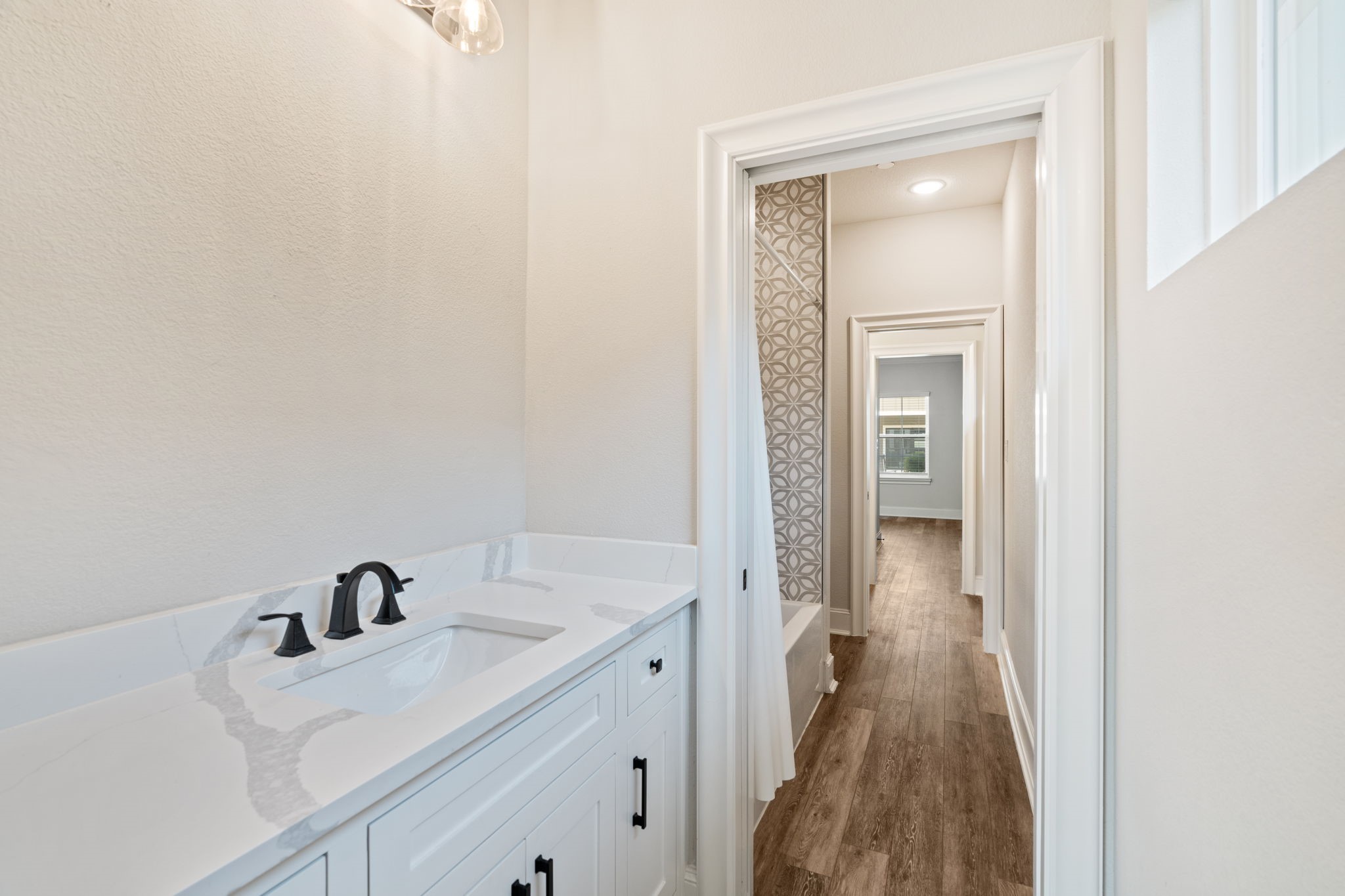310 Woodside Trail