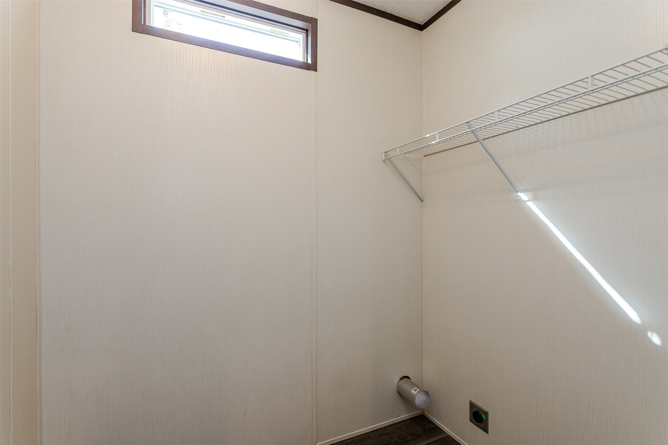 2900 S Interstate Highway 35 E 197