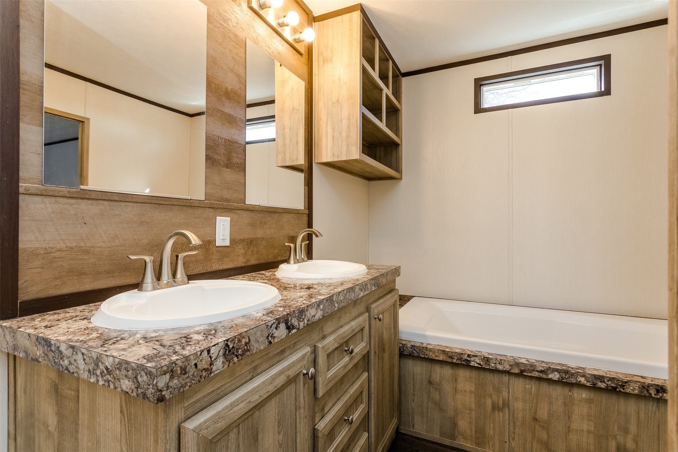 2900 S Interstate Highway 35 E 197