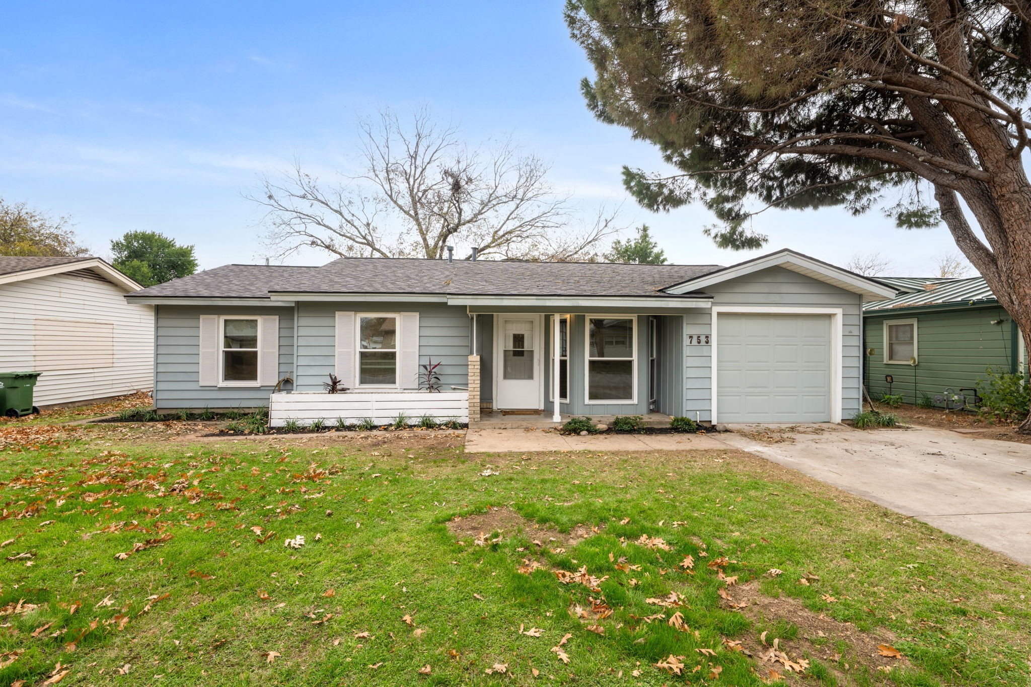 753 Cullum Avenue