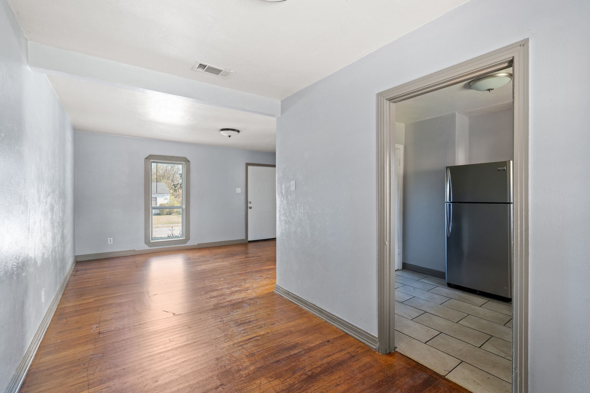 2725 Bowling Green Avenue