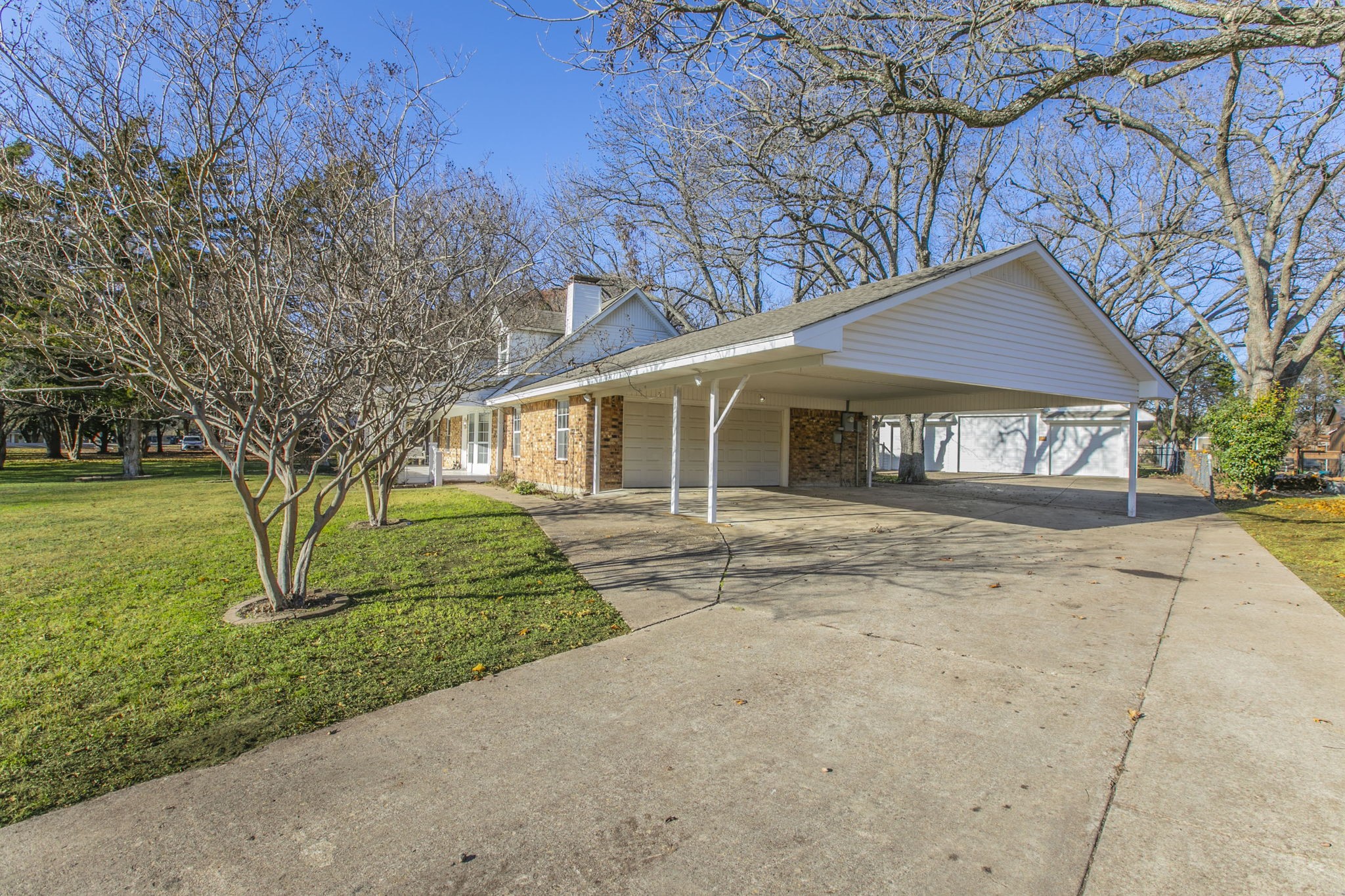 309 Willow Creek Lane