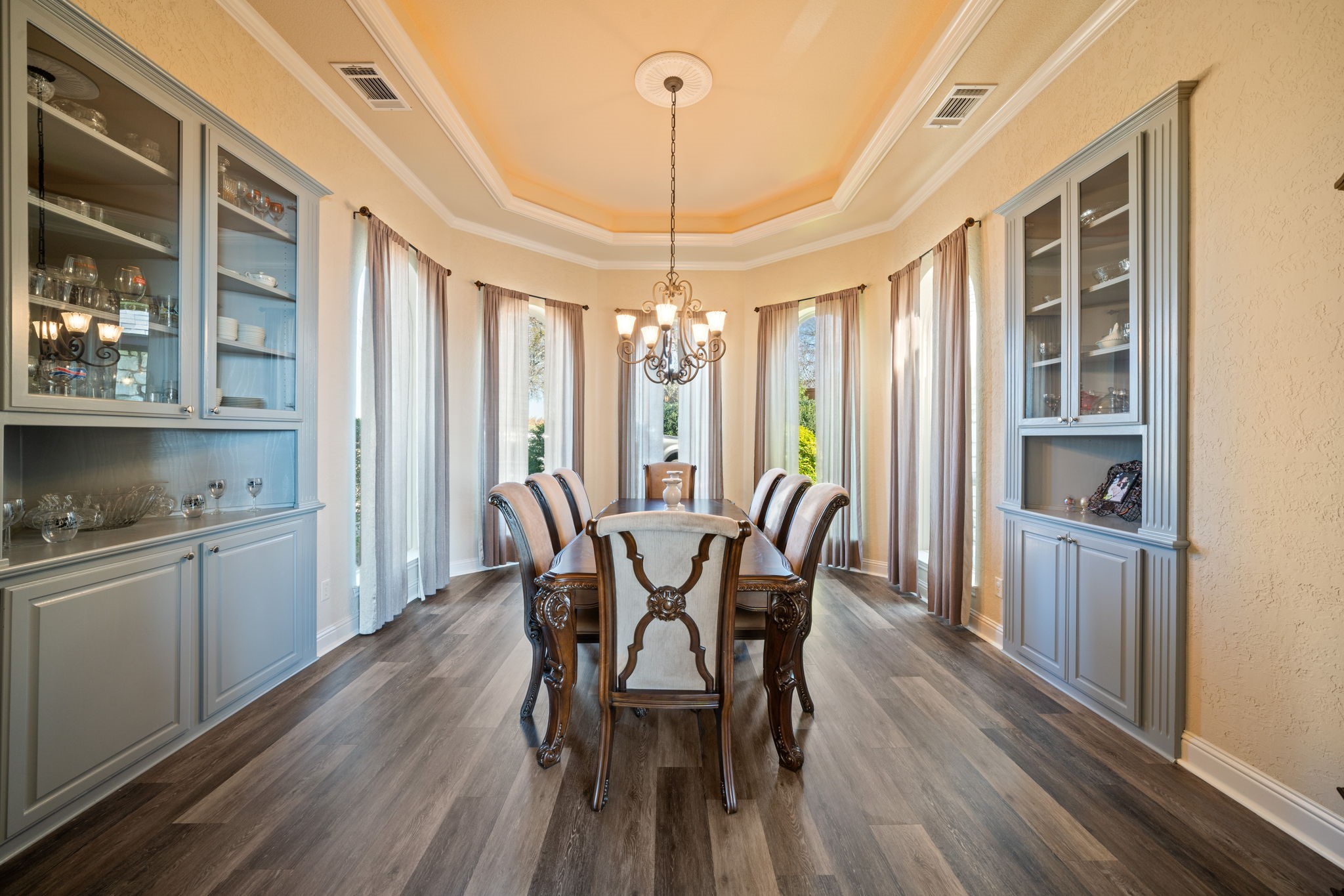 155 Lakeshore Drive