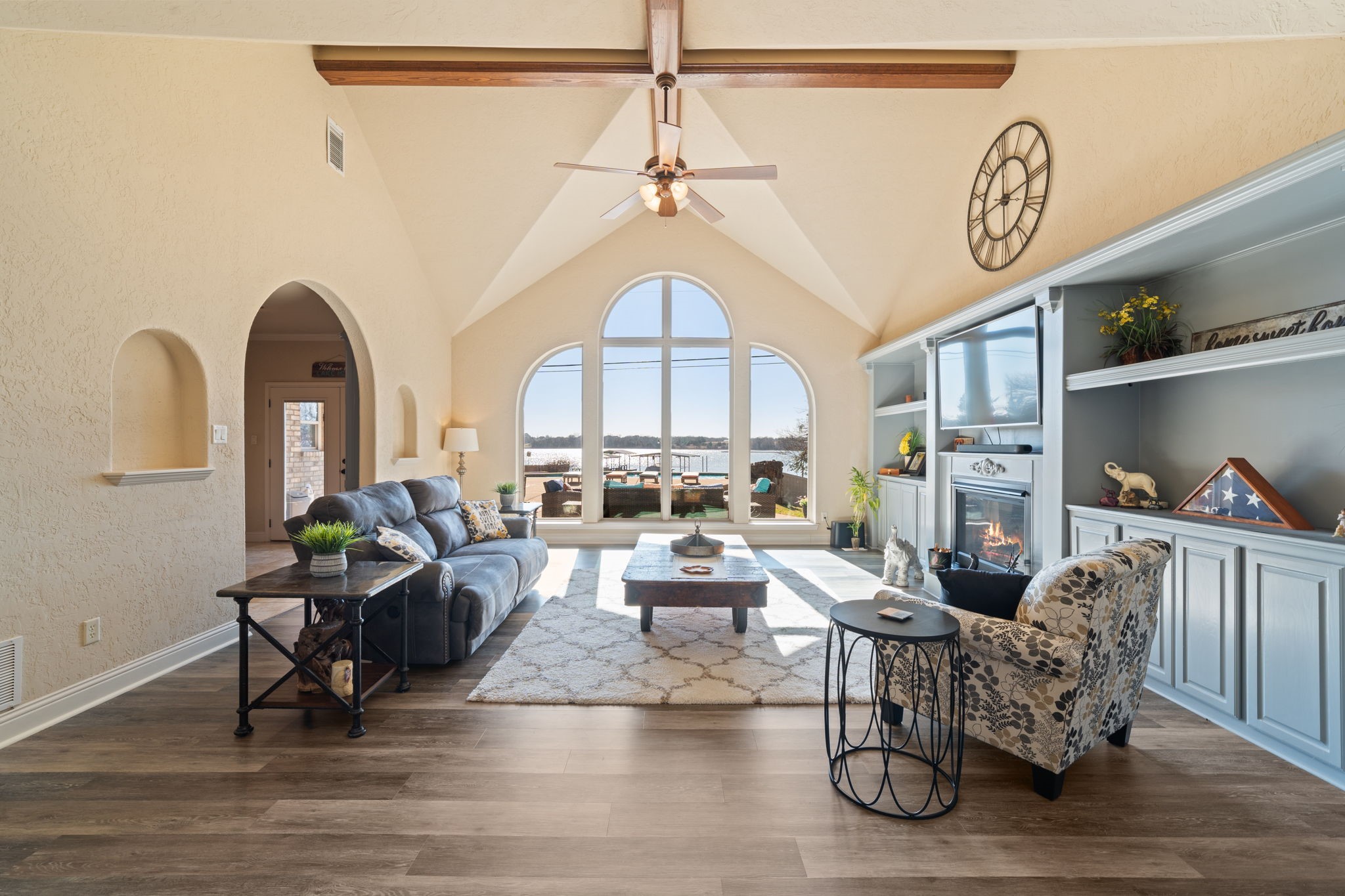 155 Lakeshore Drive