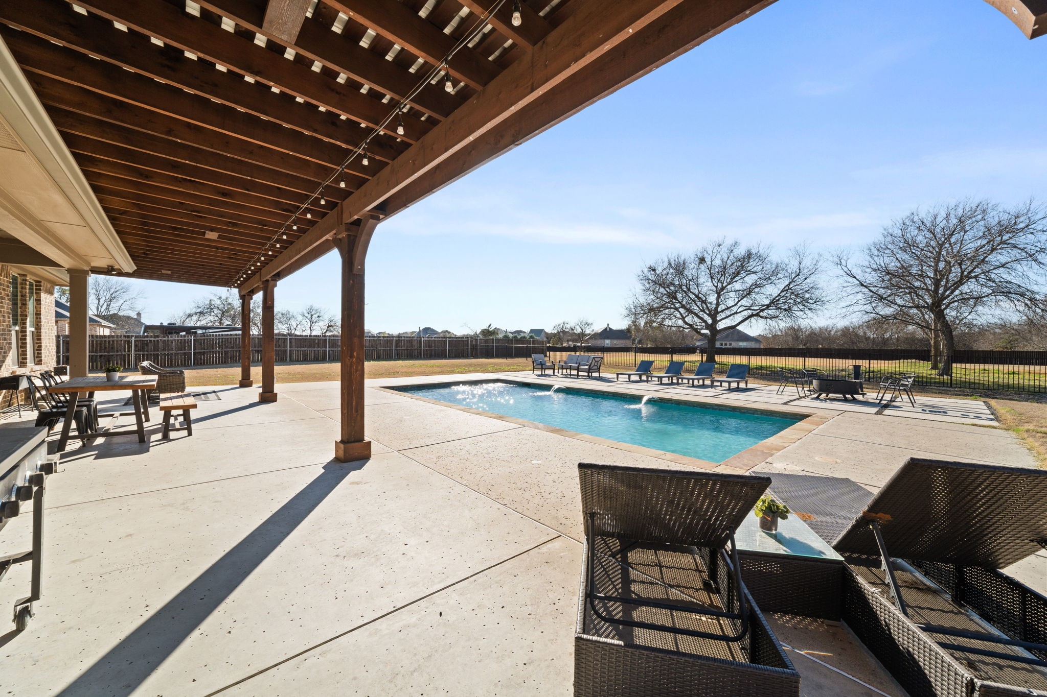 3601 Plainview Road