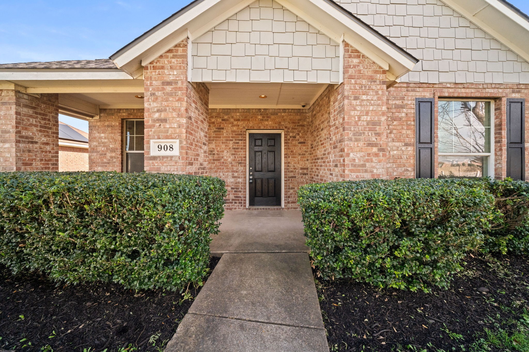 908 W Wintergreen Road