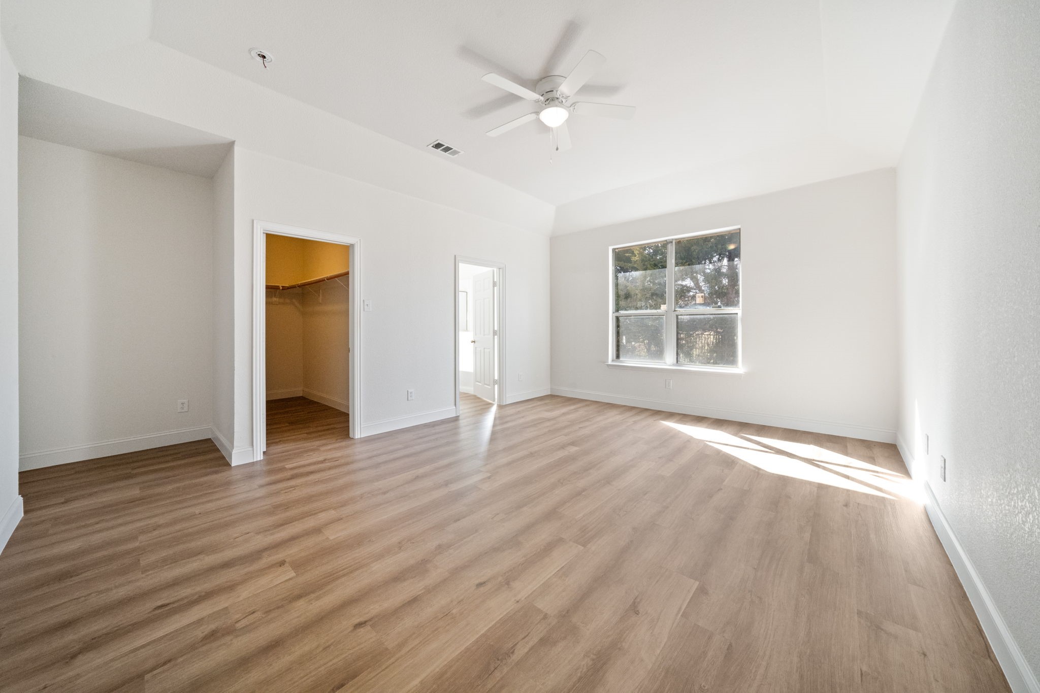 908 W Wintergreen Road