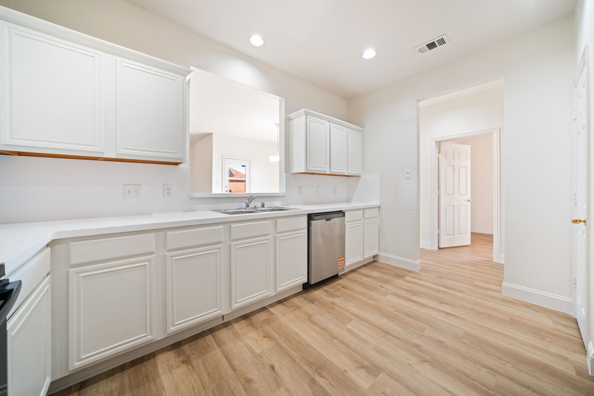 908 W Wintergreen Road