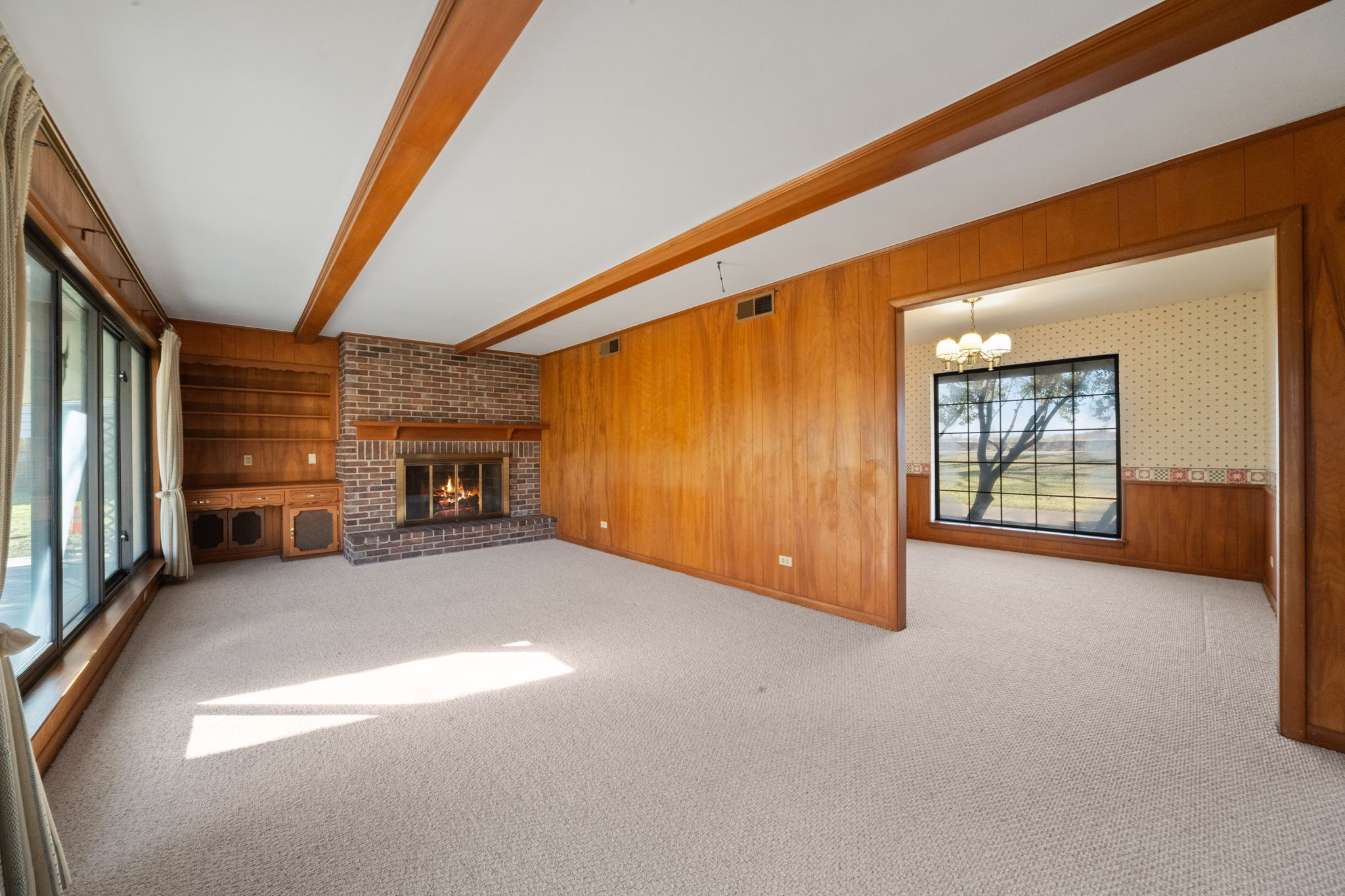 139 Lakeshore Drive