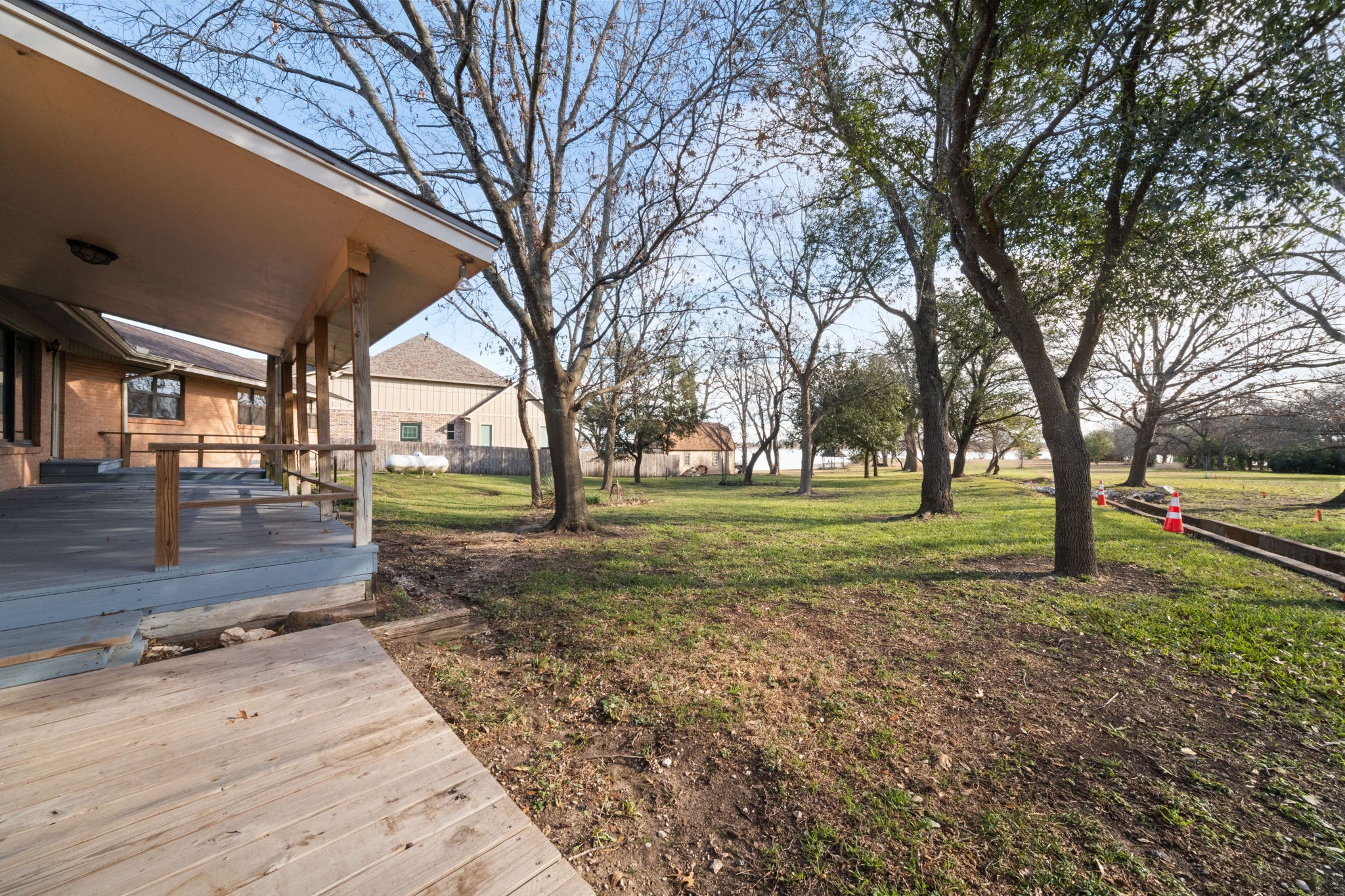 139 Lakeshore Drive