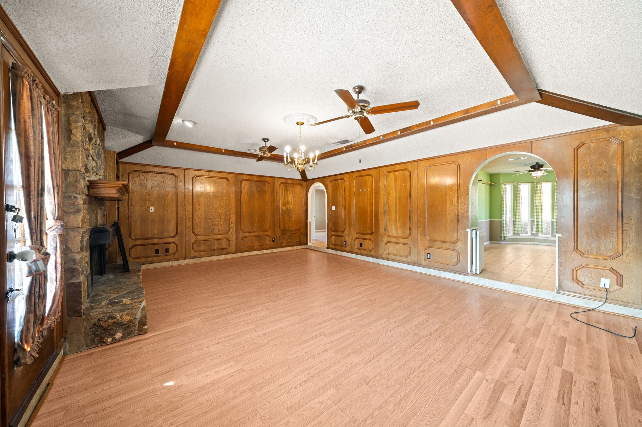 704 Morning Glory Lane