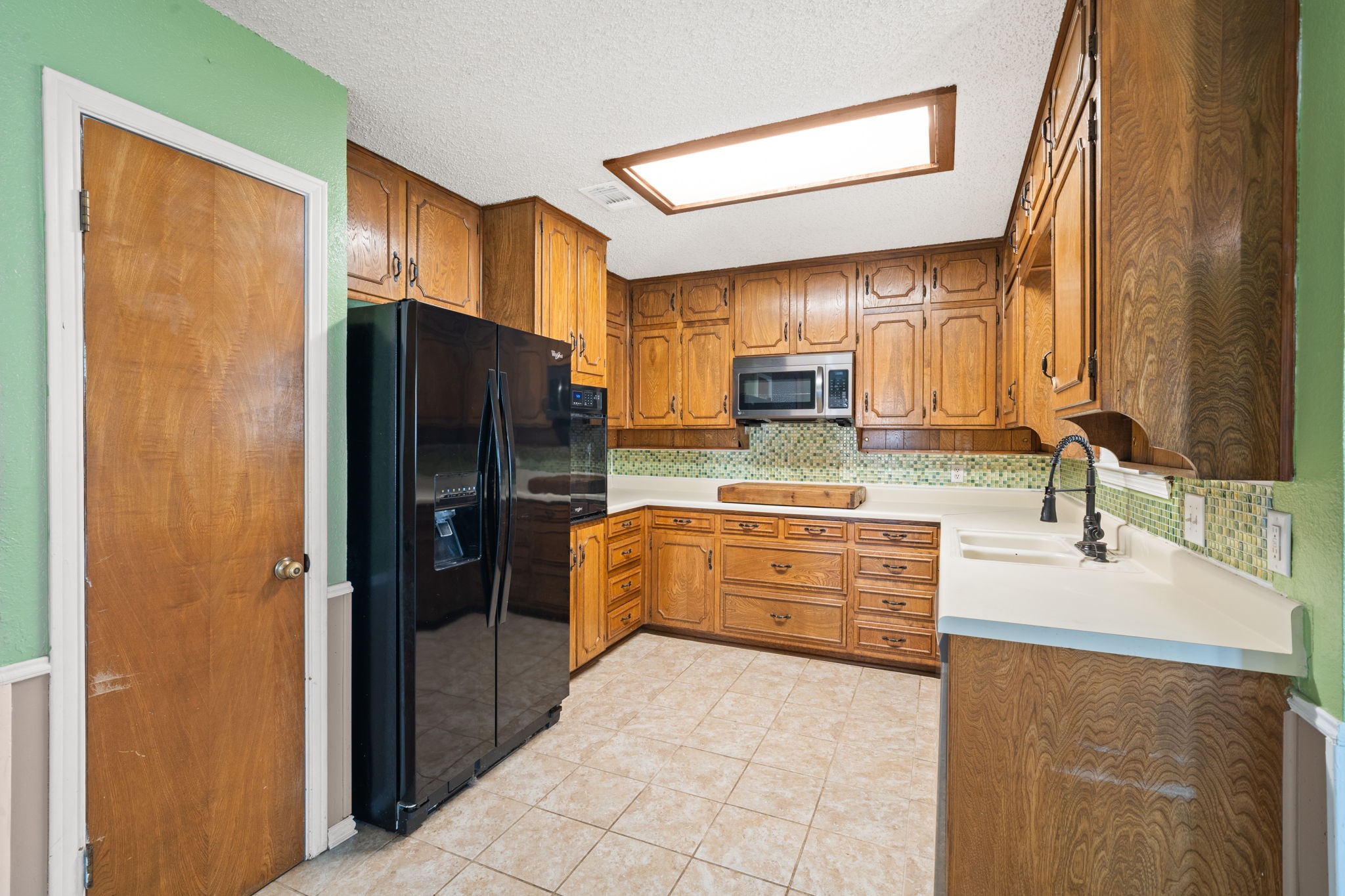 704 Morning Glory Lane