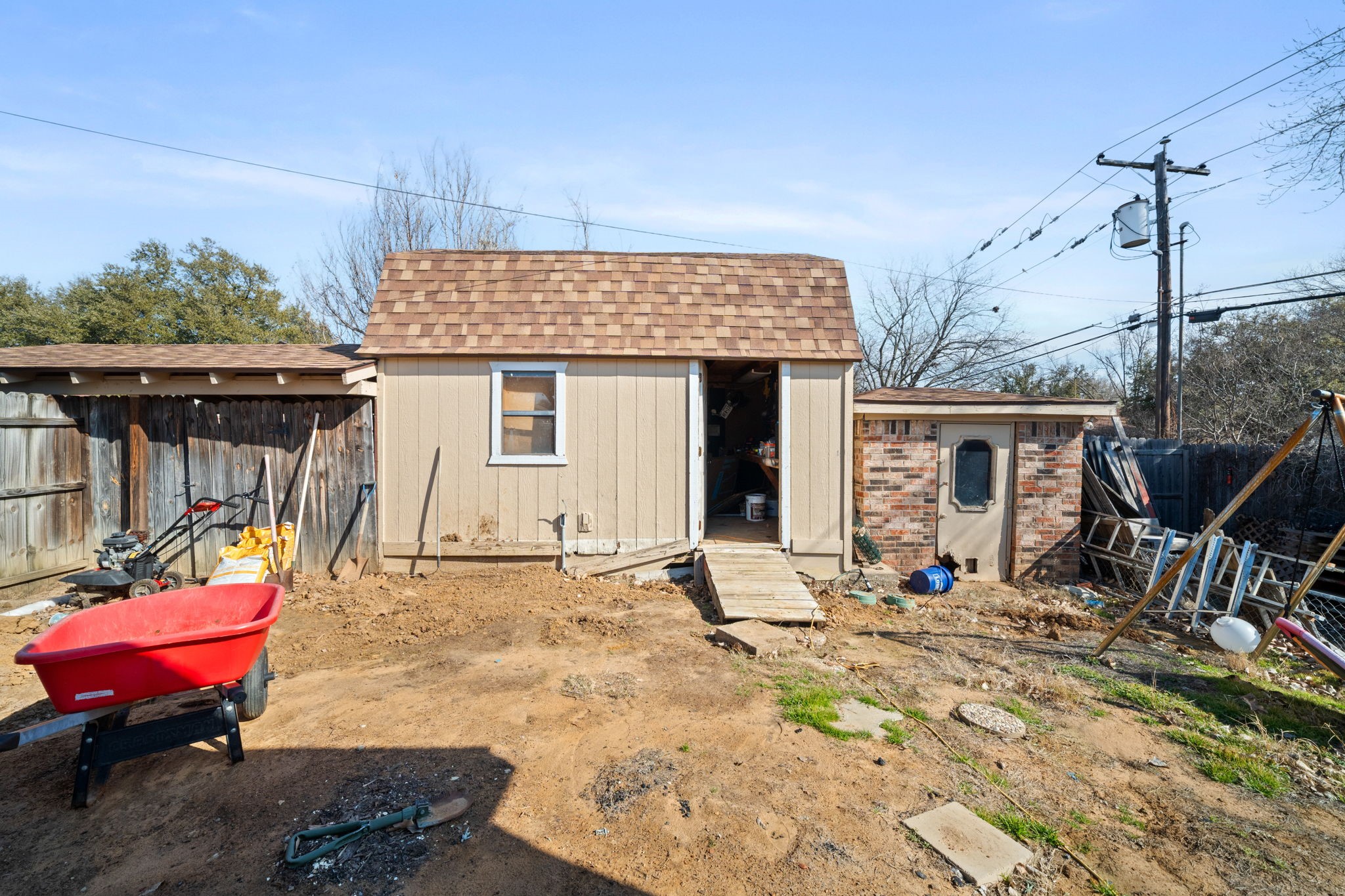 704 Morning Glory Lane