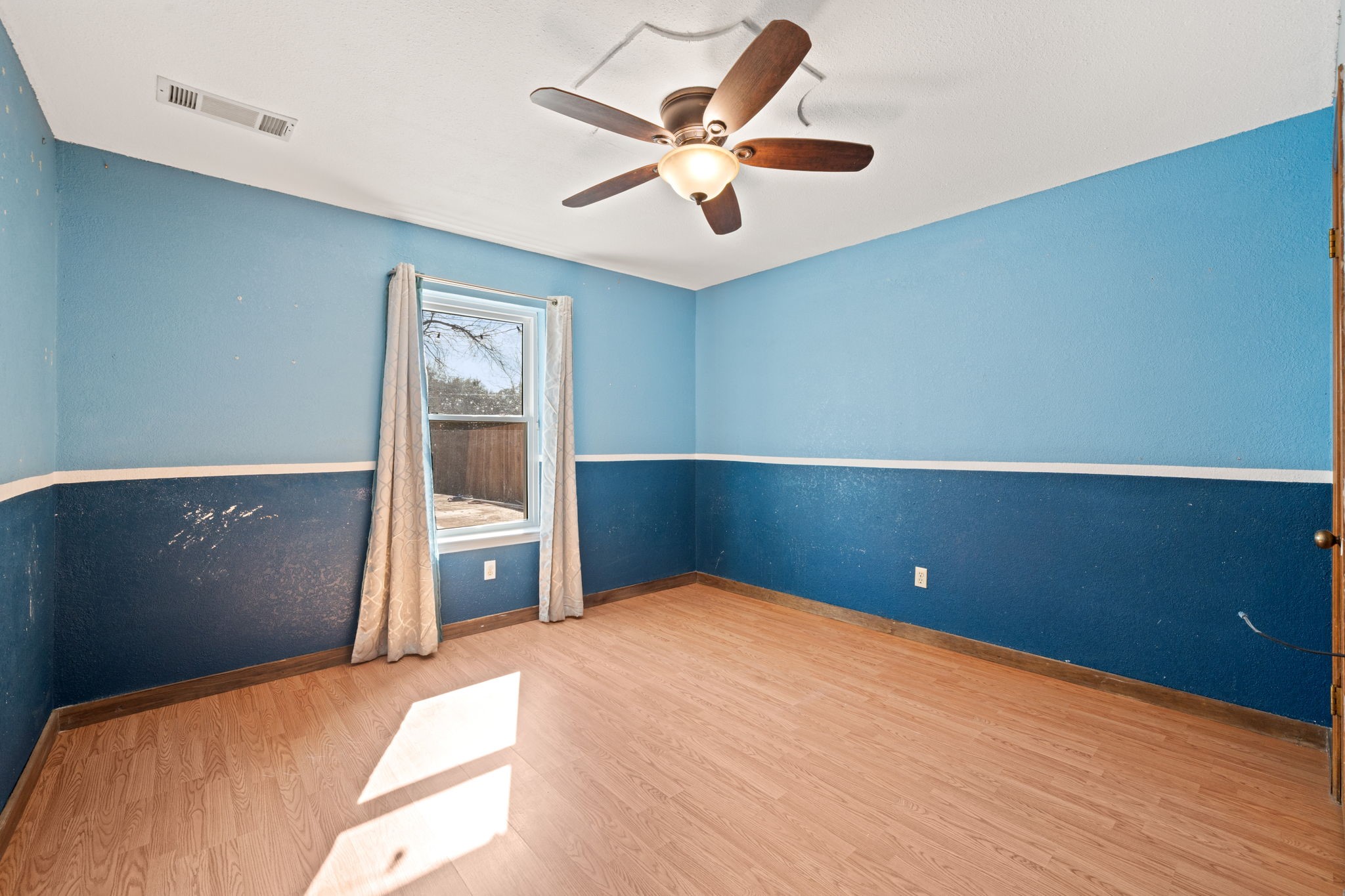 704 Morning Glory Lane