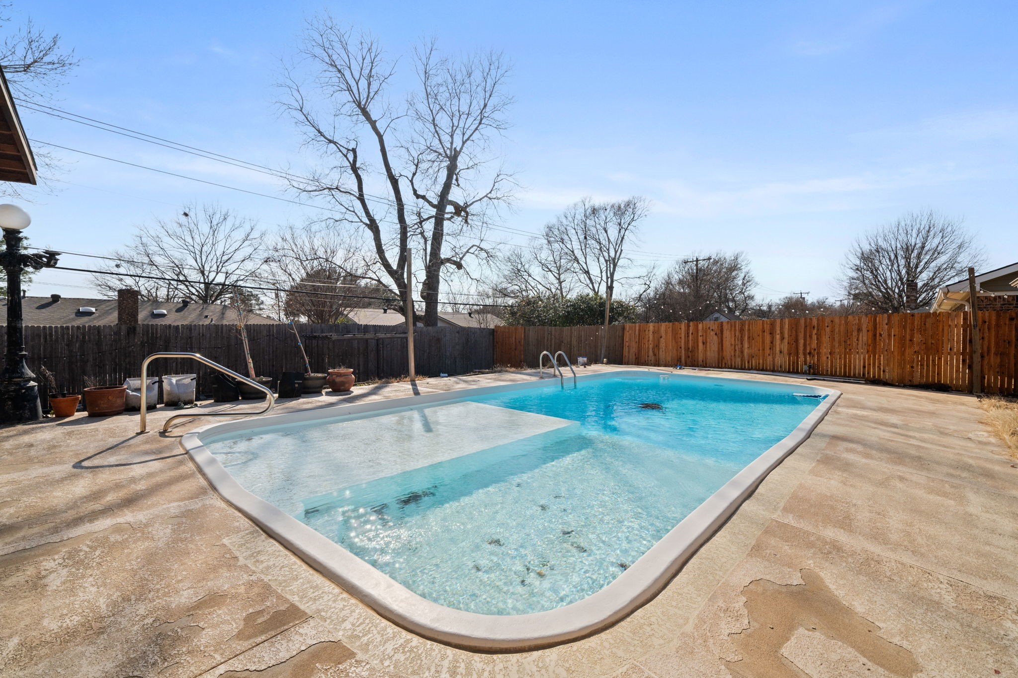 704 Morning Glory Lane