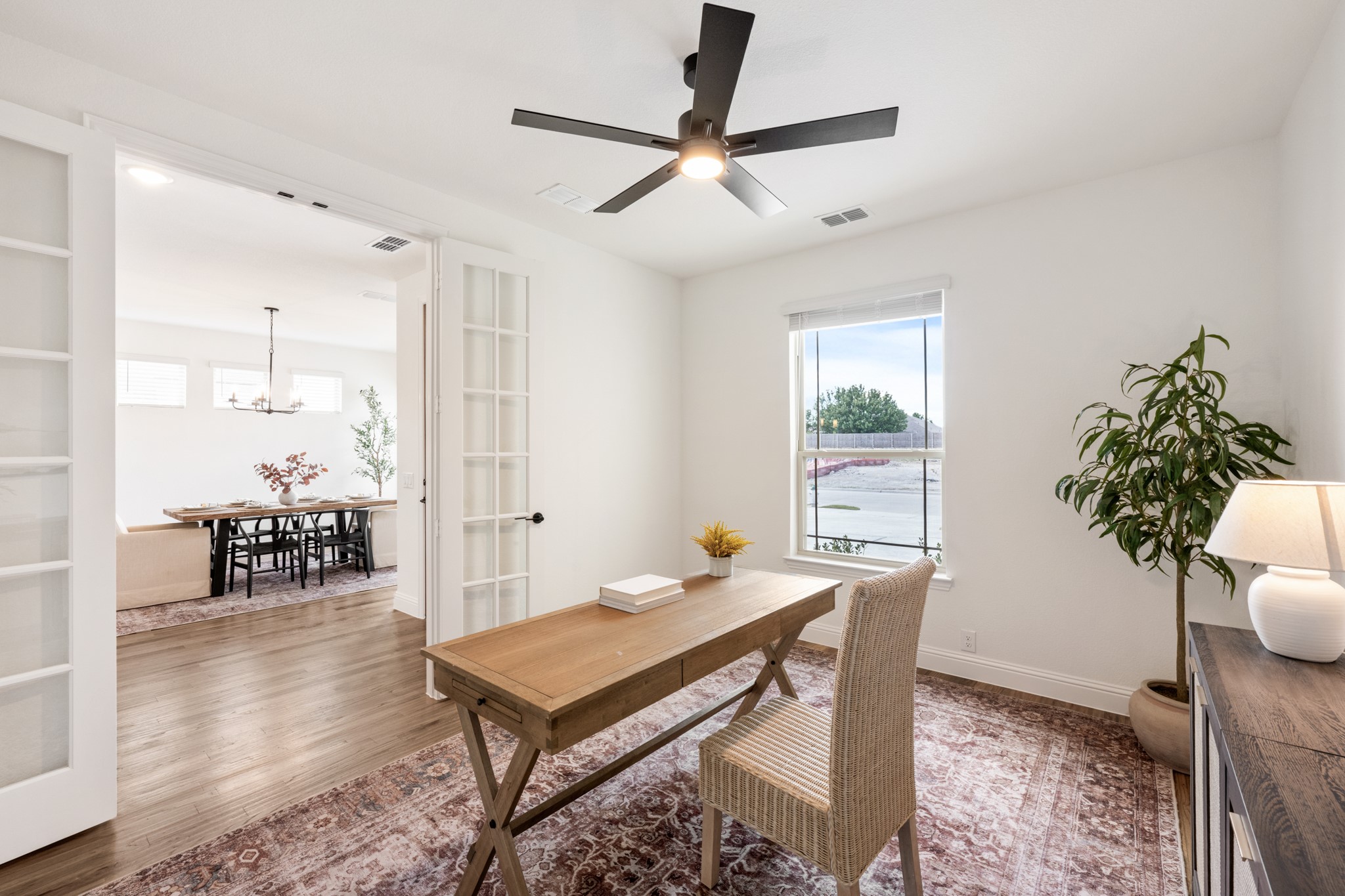 3433 Nightingale Lane