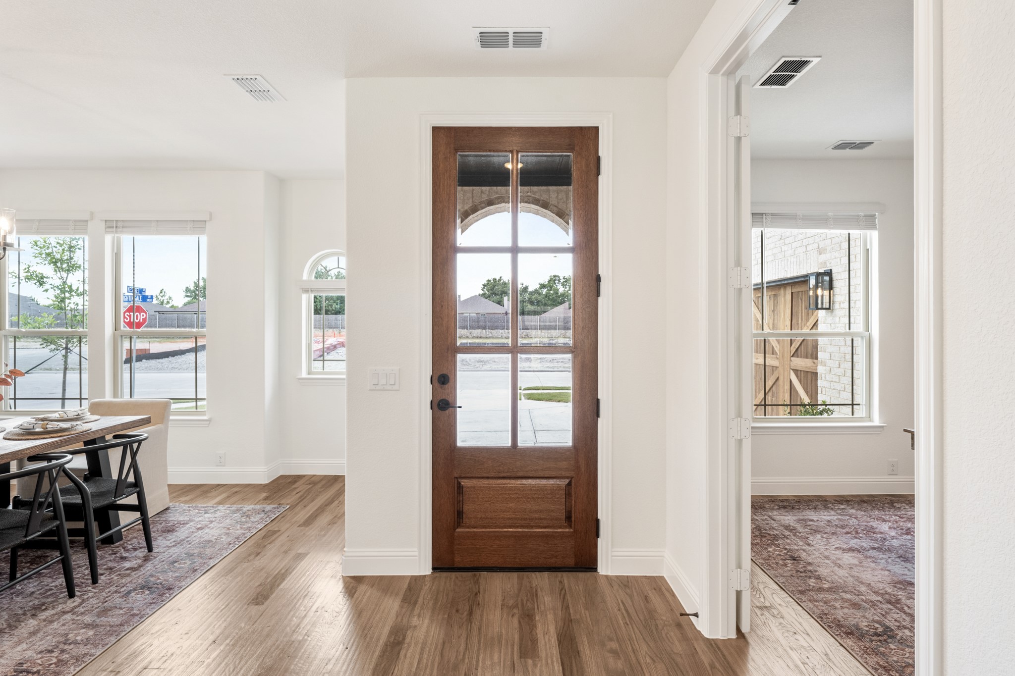 3433 Nightingale Lane