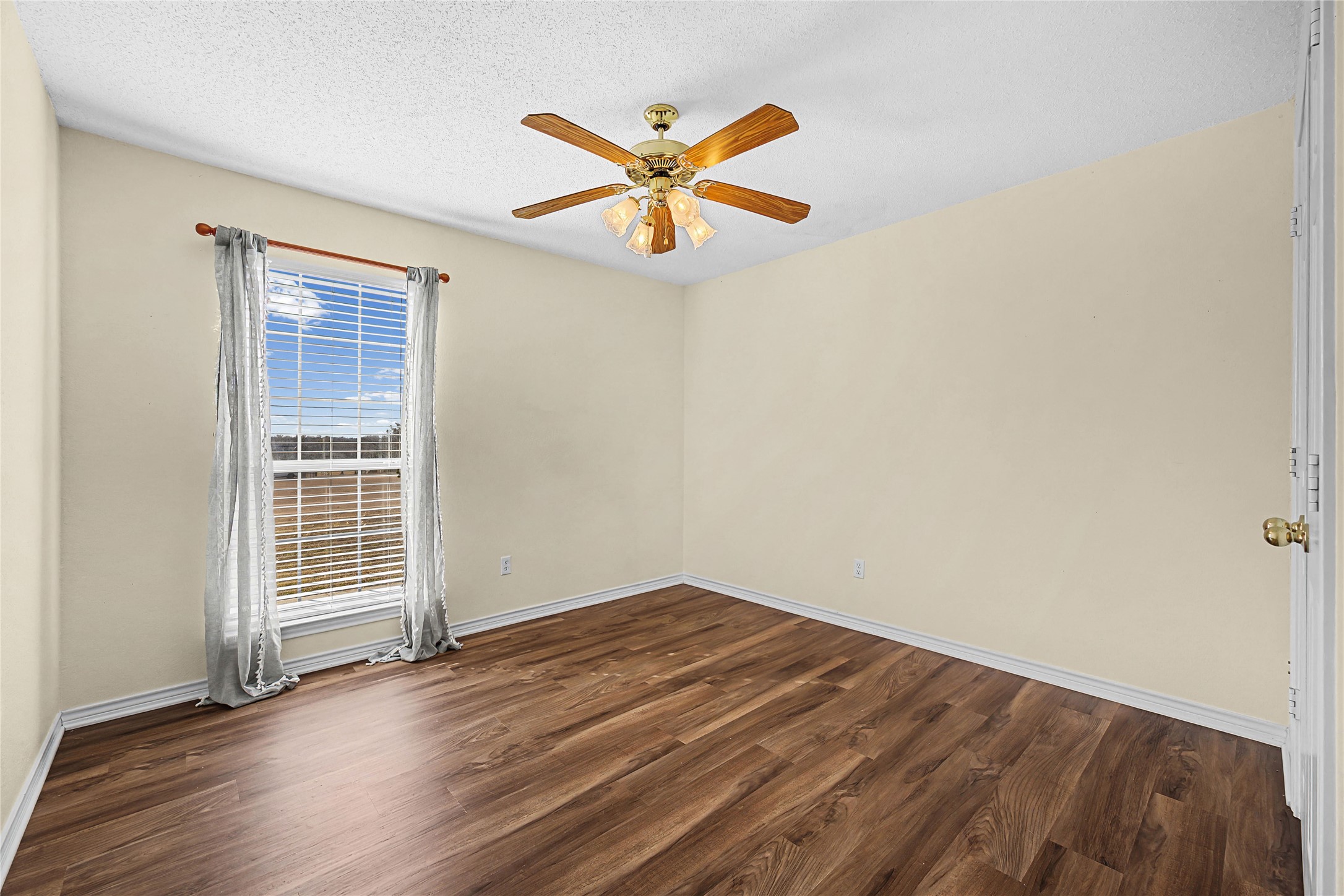 1043 Bells Chapel Road