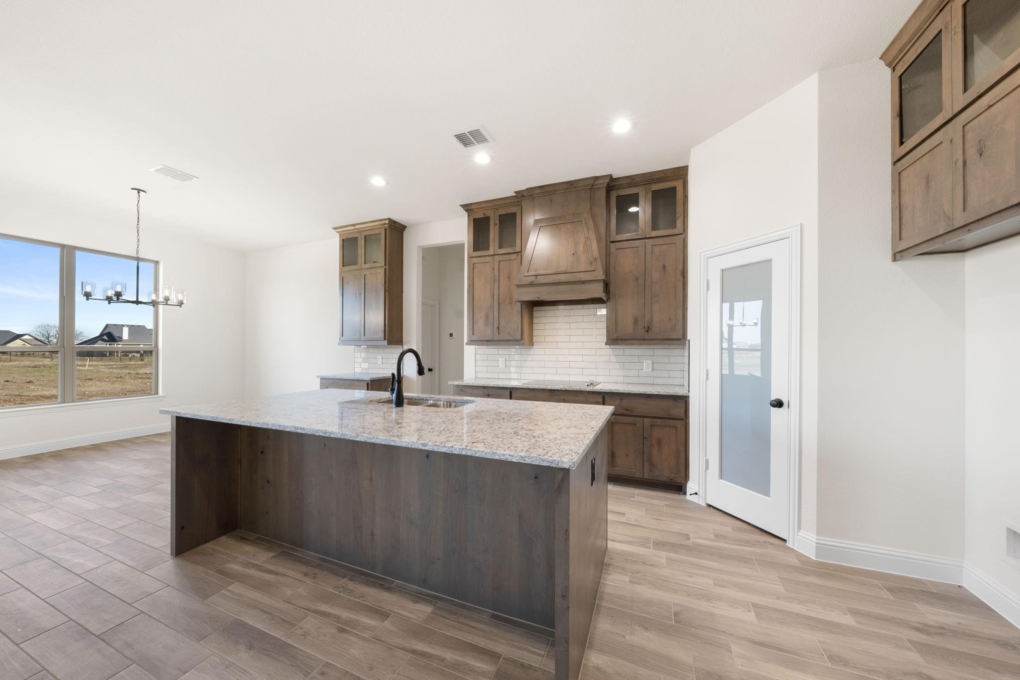 431 Paradise Ridge Drive