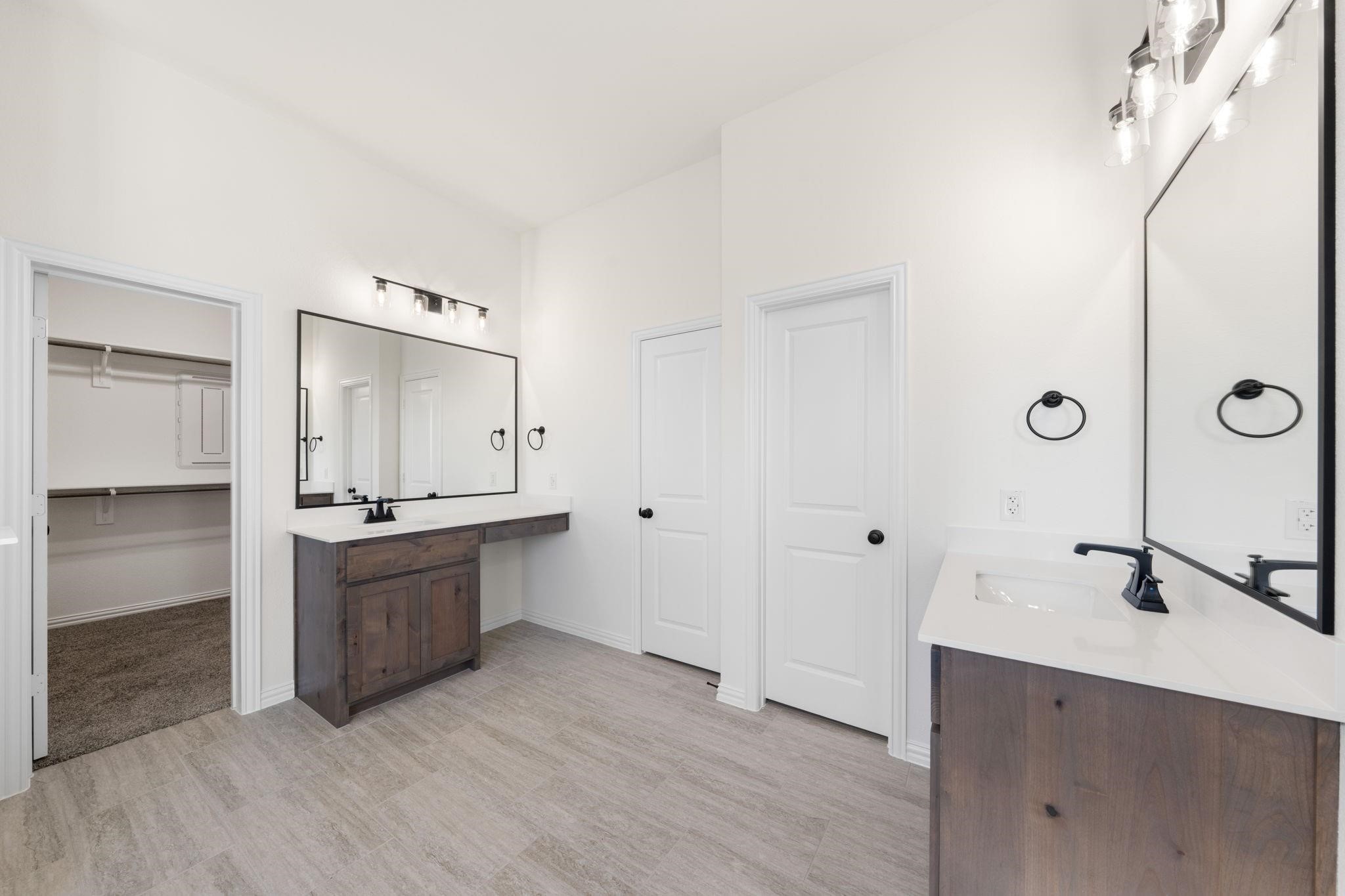 431 Paradise Ridge Drive