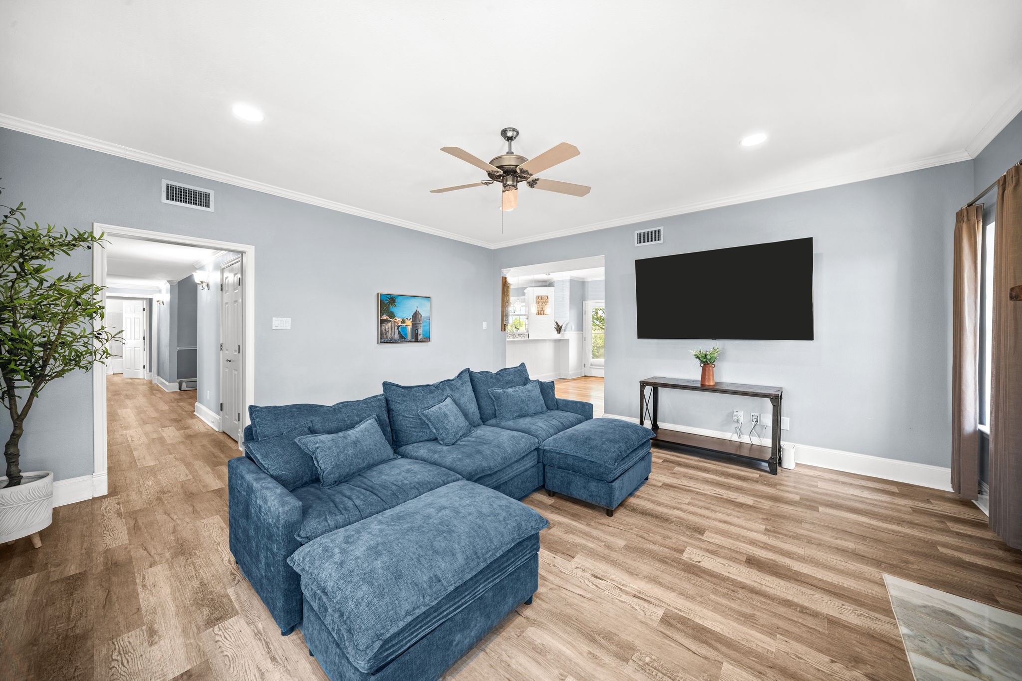 407 Locust Drive