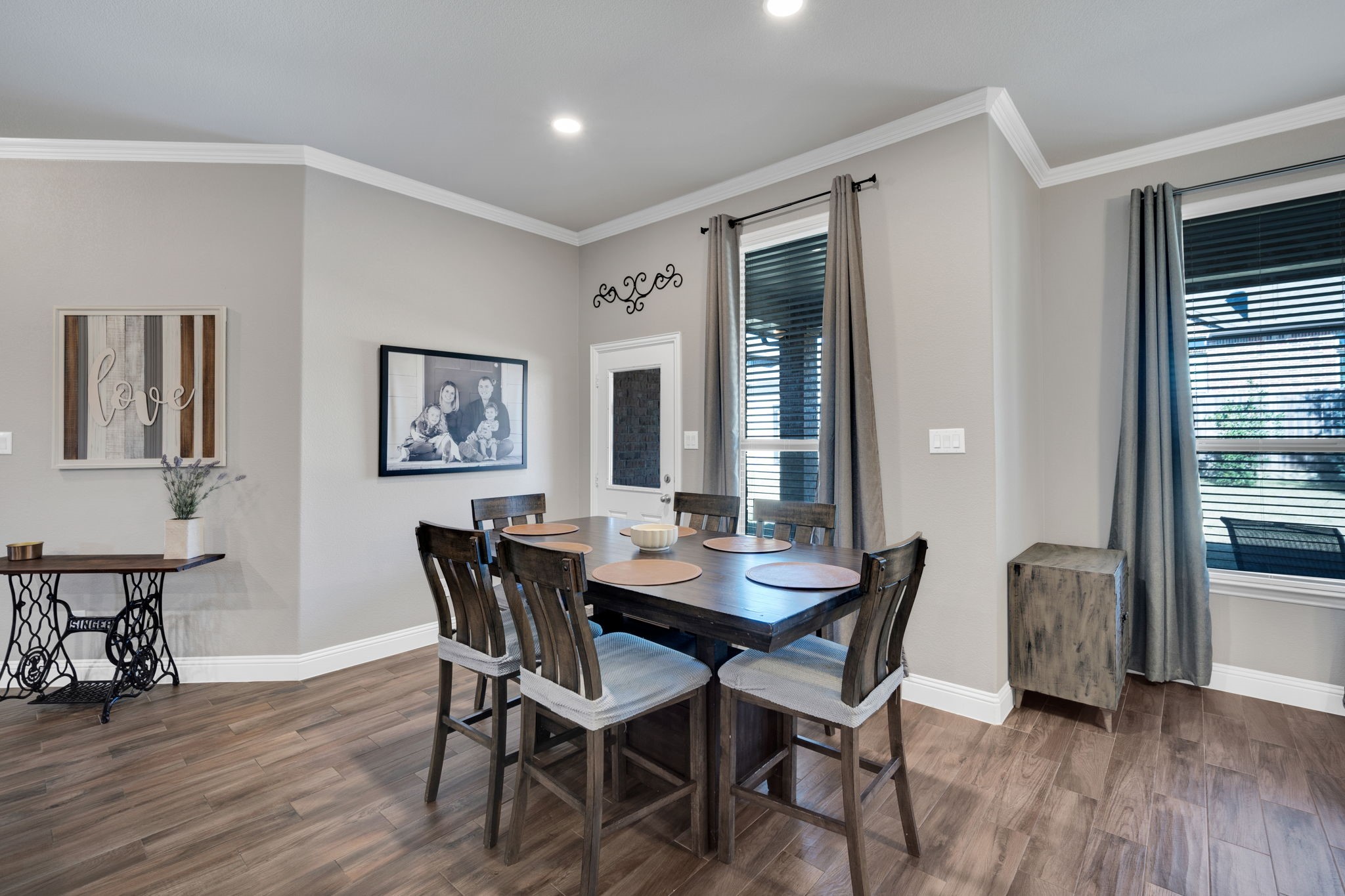 405 Ashlawn Drive