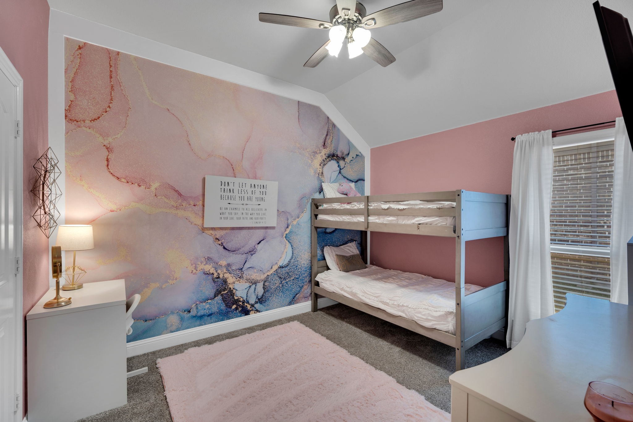 405 Ashlawn Drive