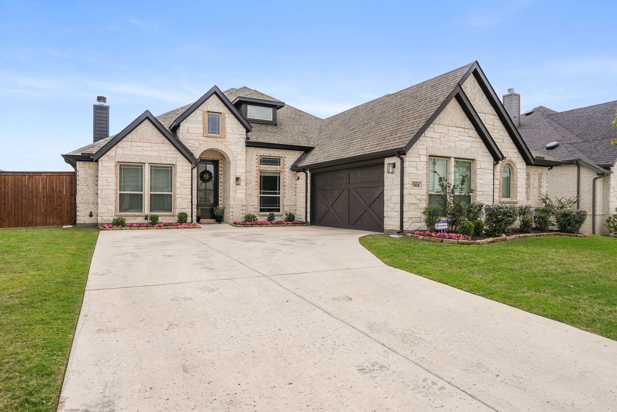 5414 Rowlan Row
