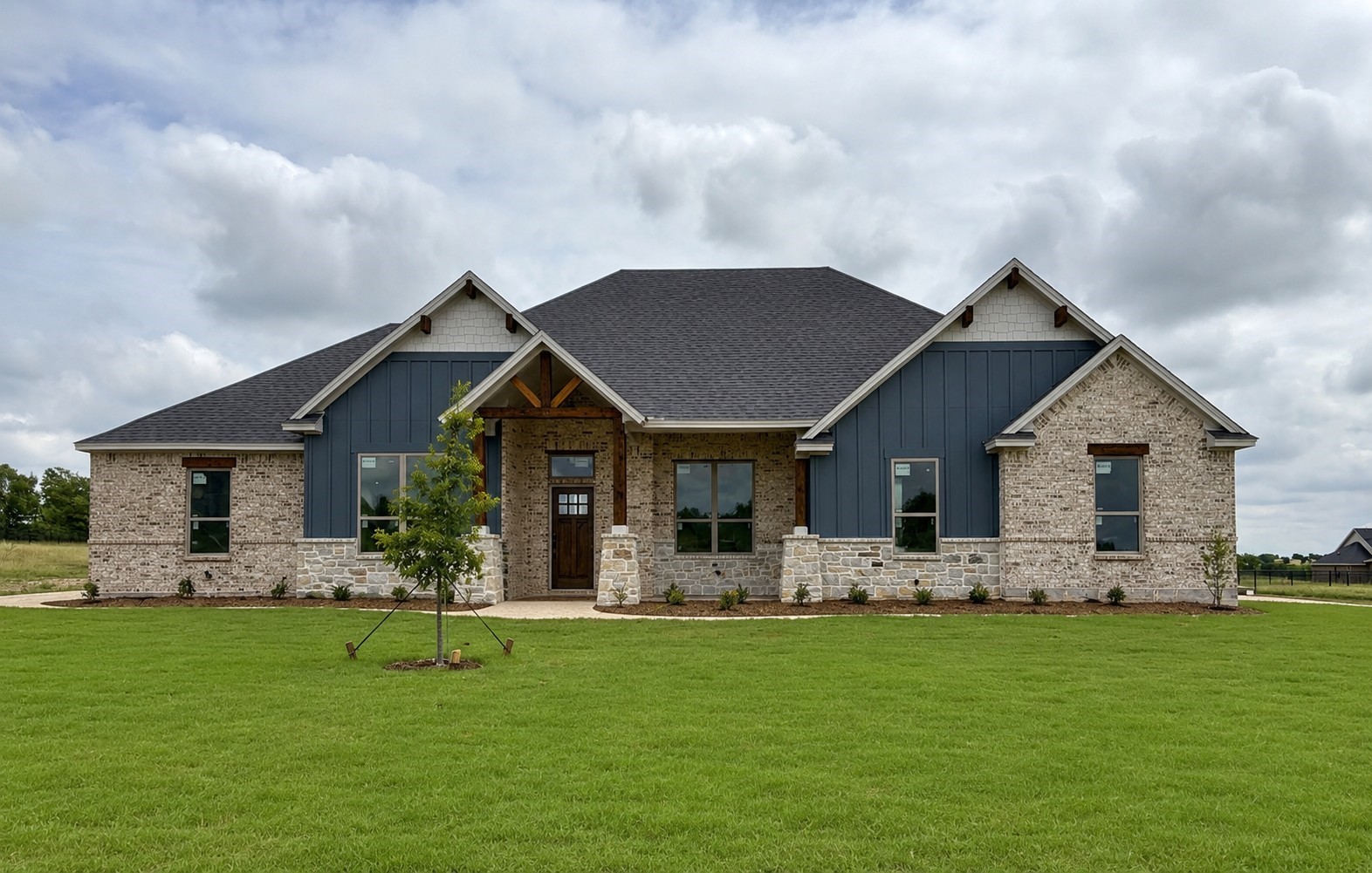 421 Paradise Ridge Drive