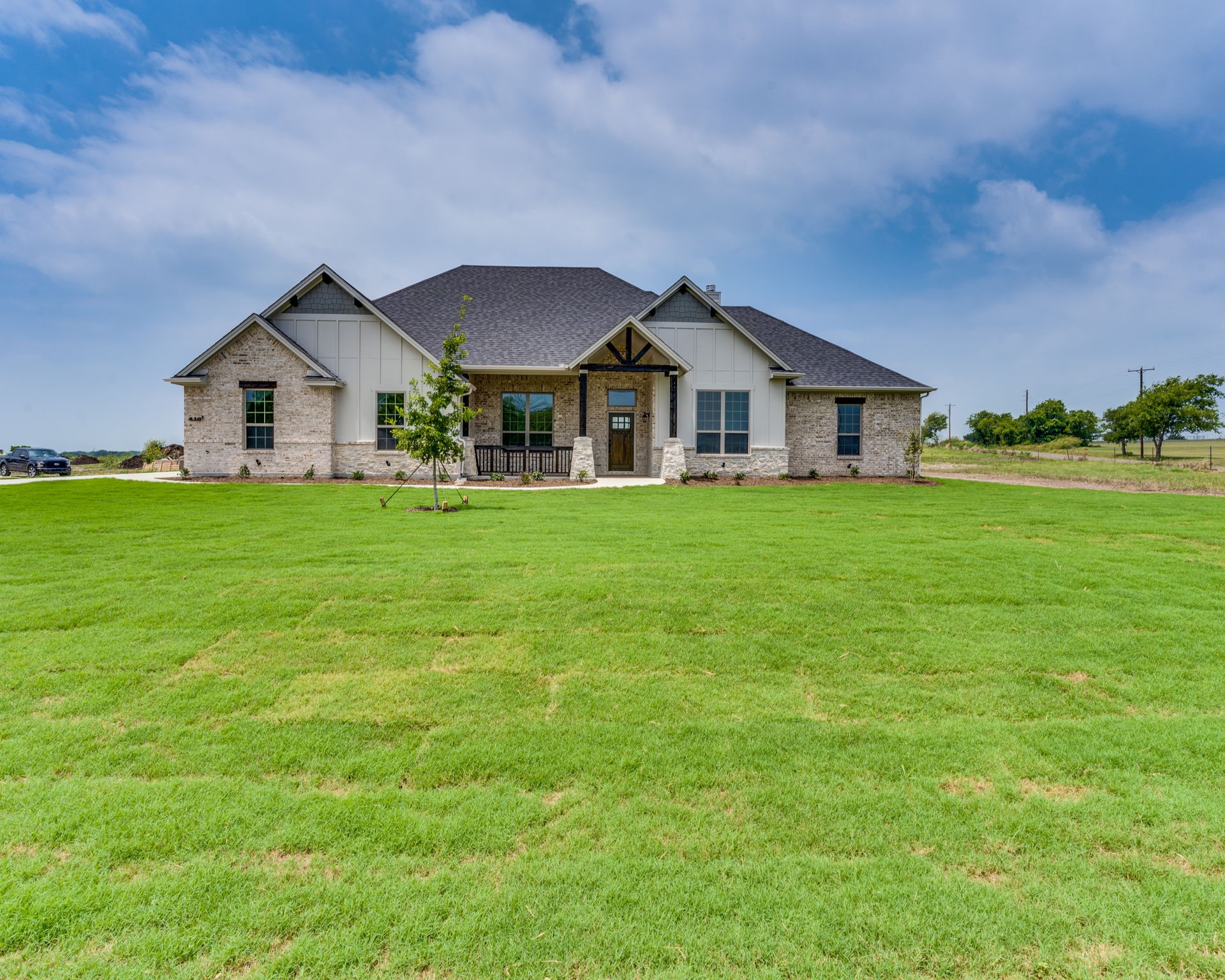 421 Paradise Ridge Drive