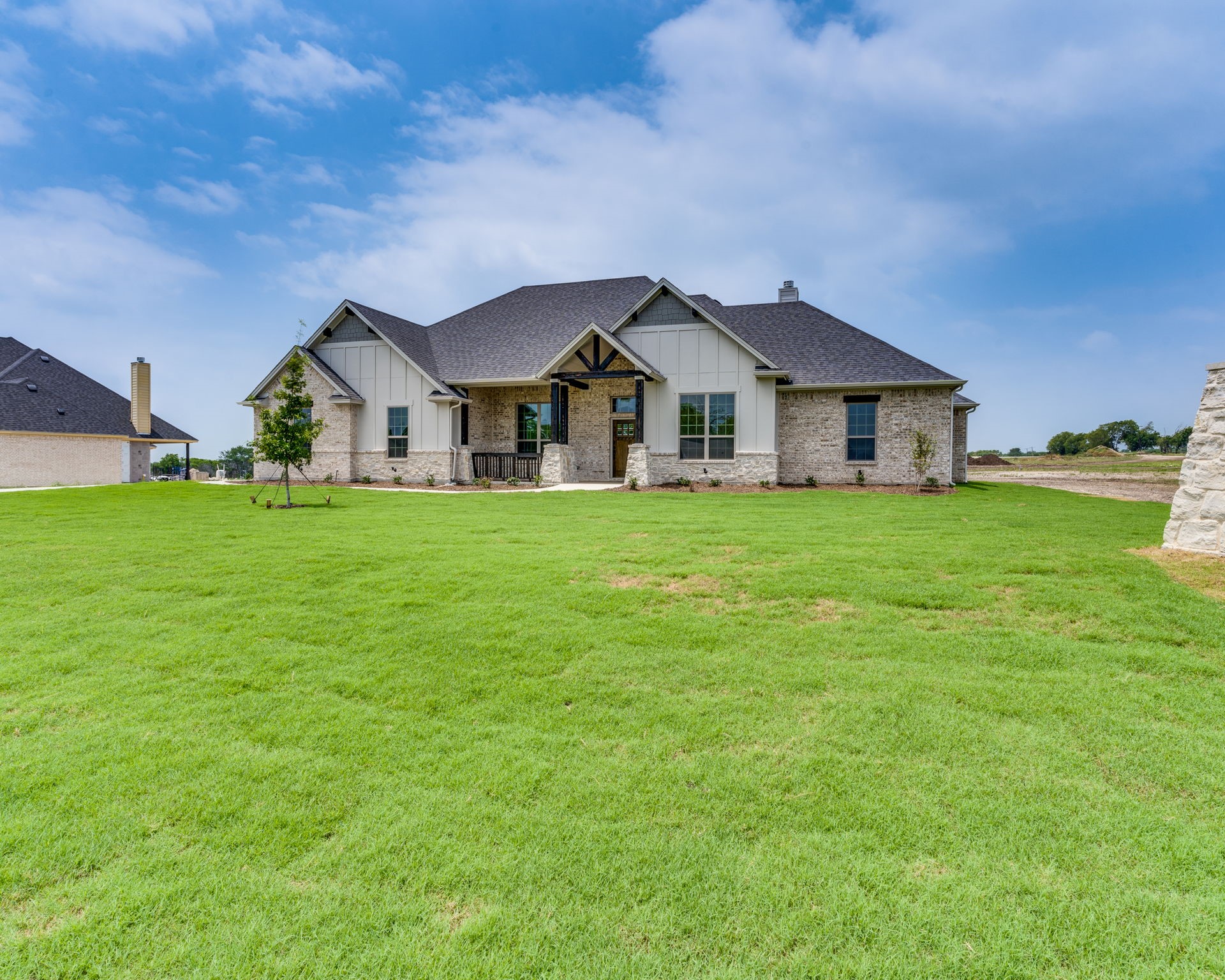 421 Paradise Ridge Drive
