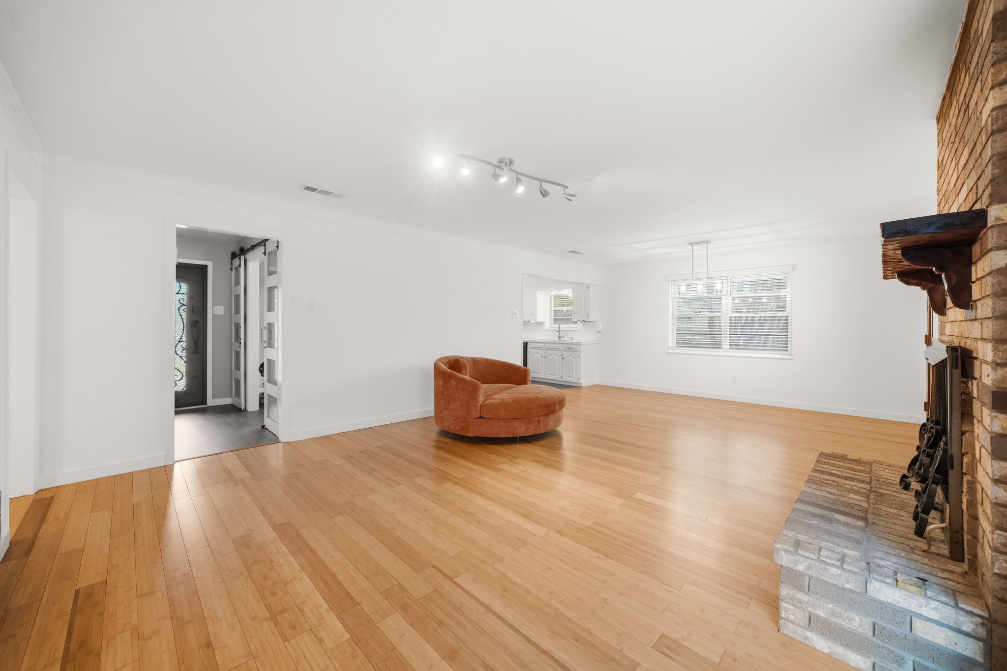722 Oakbluff Drive