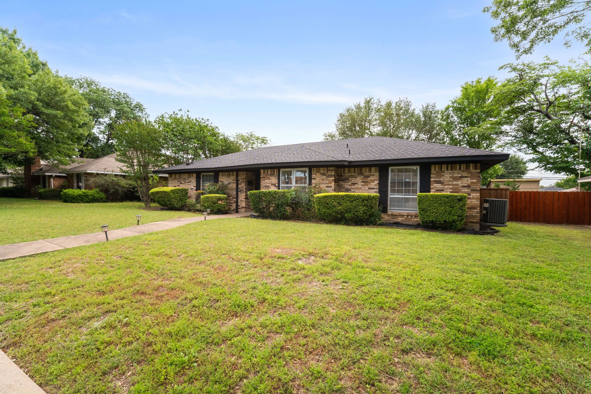 722 Oakbluff Drive