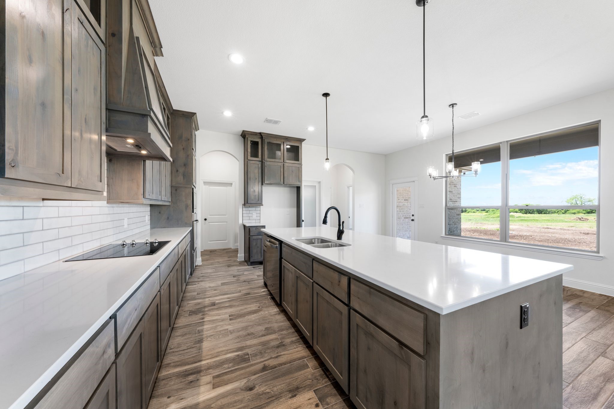 2561 Posey Lane