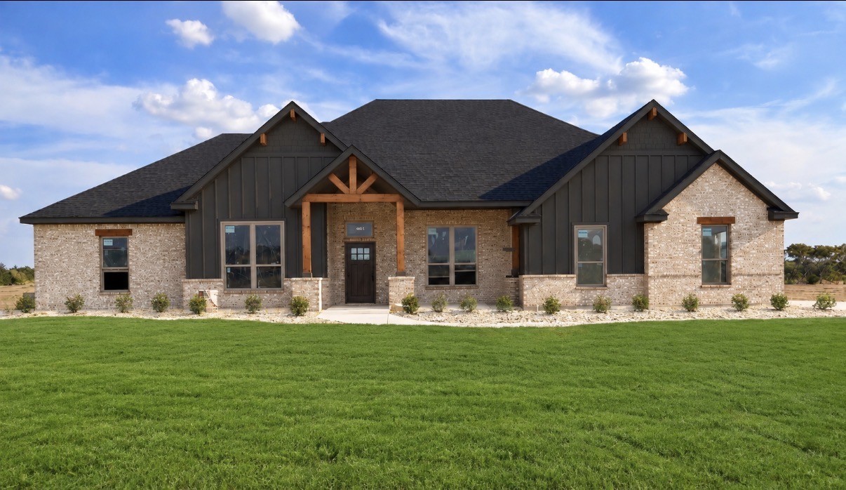 2561 Posey Lane