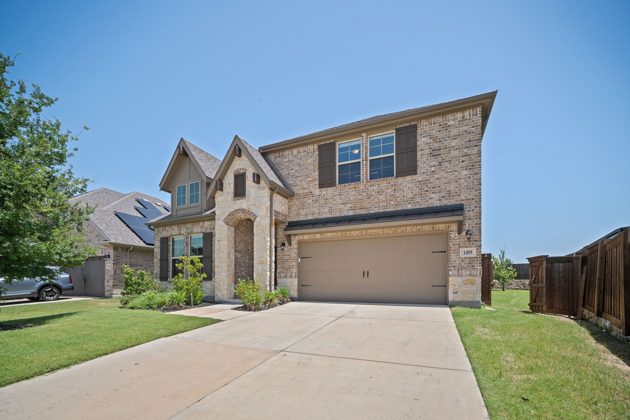 1409 Crossford Trail