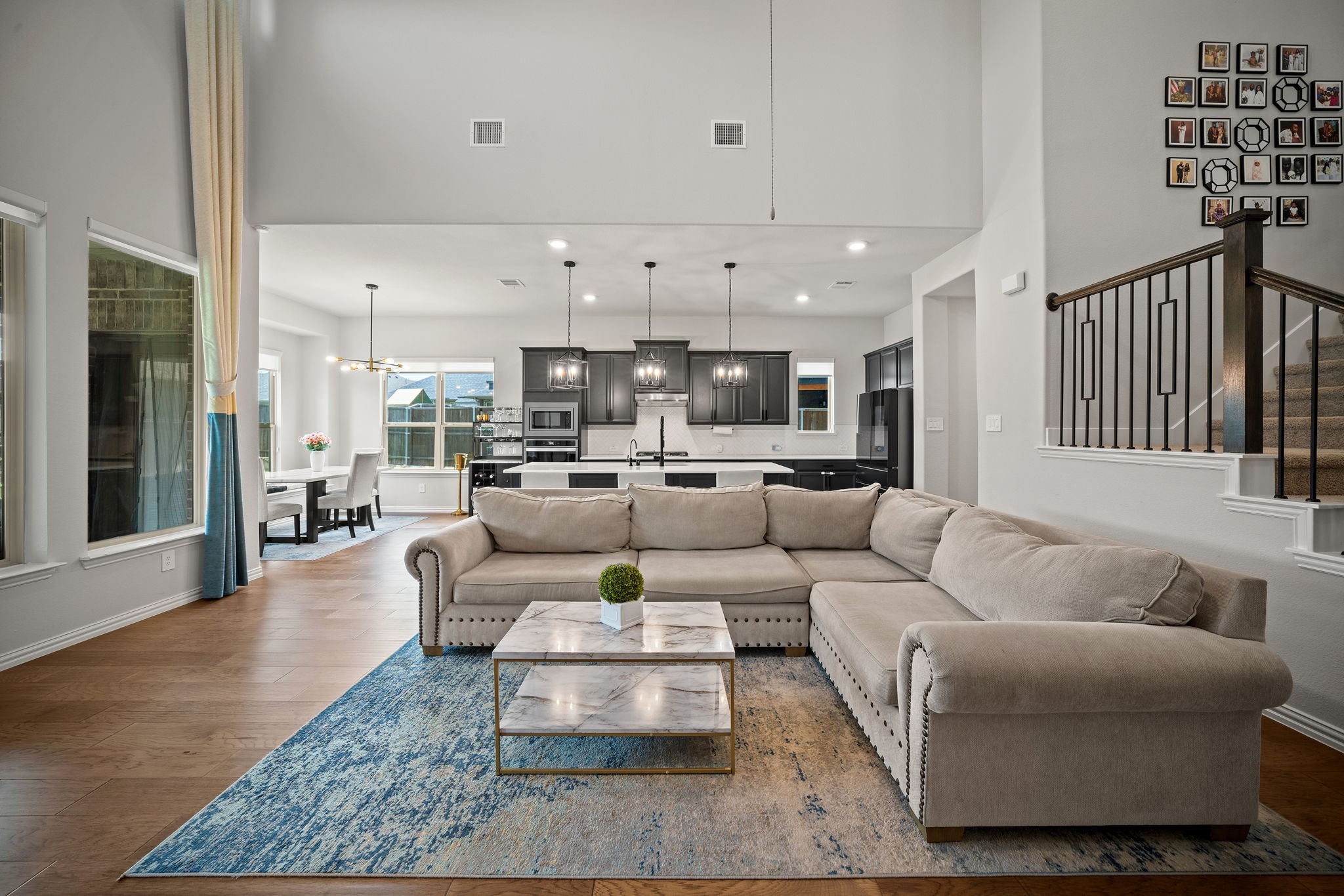 1409 Crossford Trail