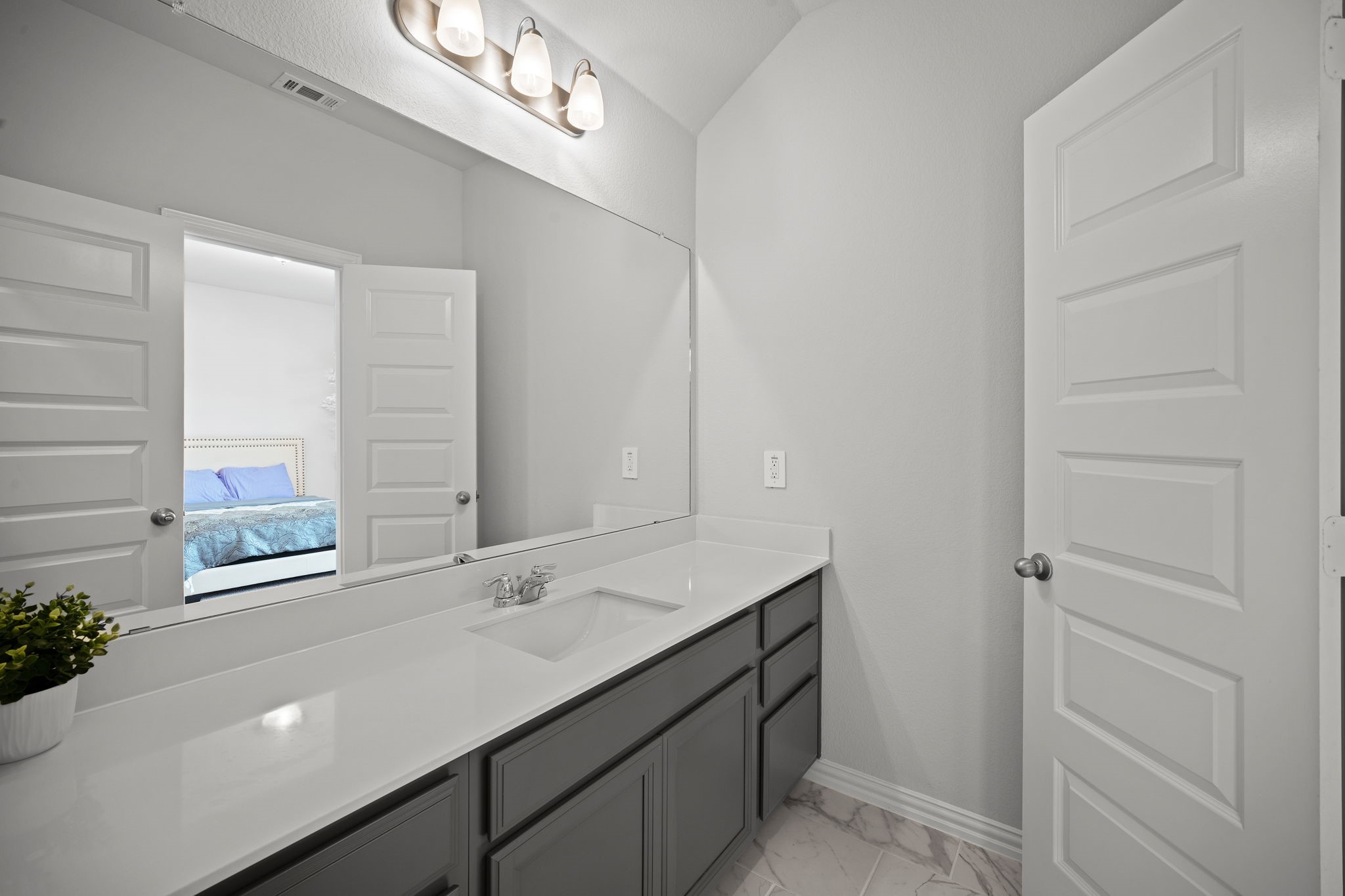 1409 Crossford Trail