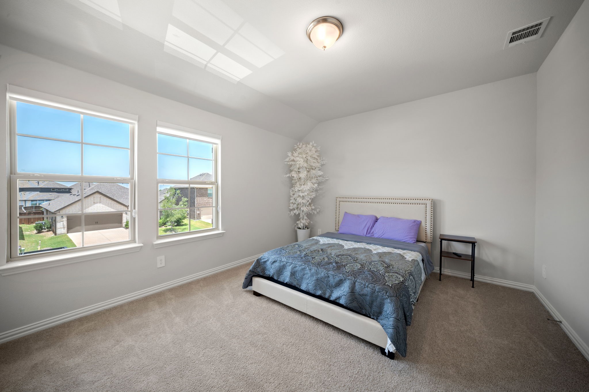 1409 Crossford Trail