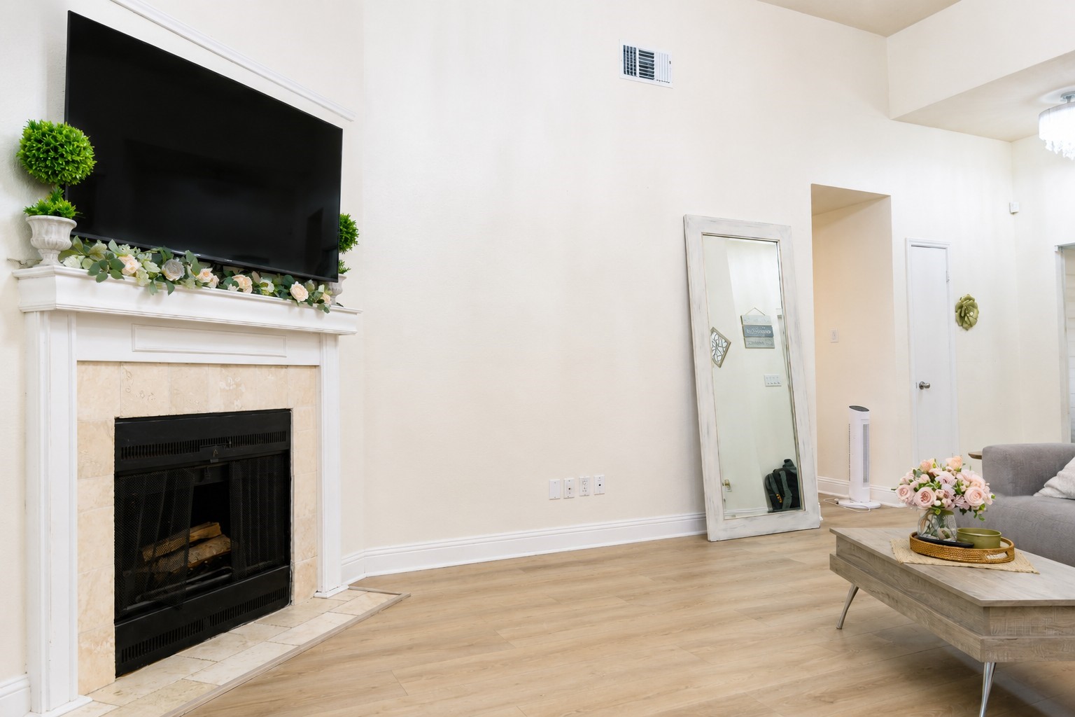 8909 Briarwood Drive