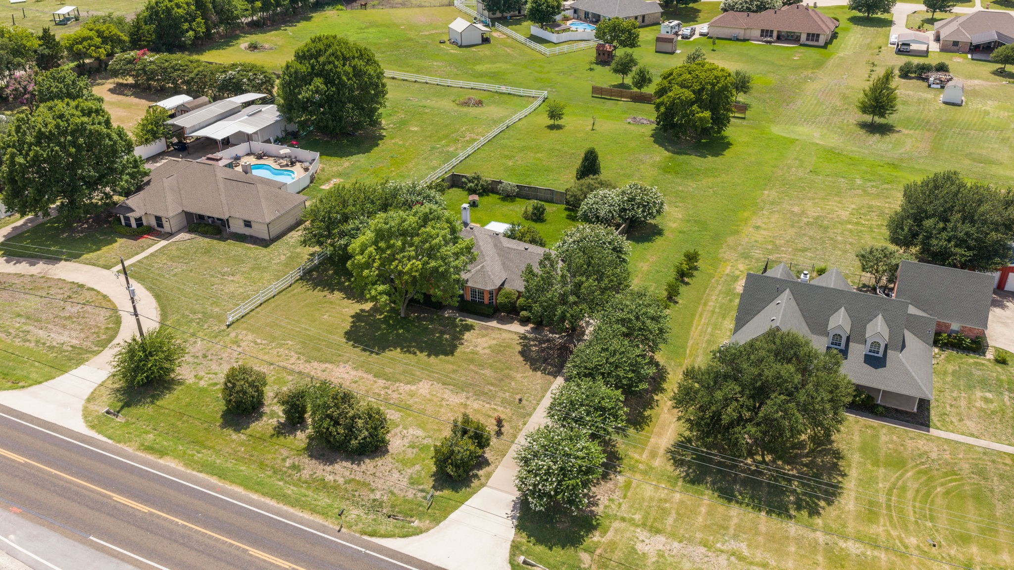 4016 Ovilla Road