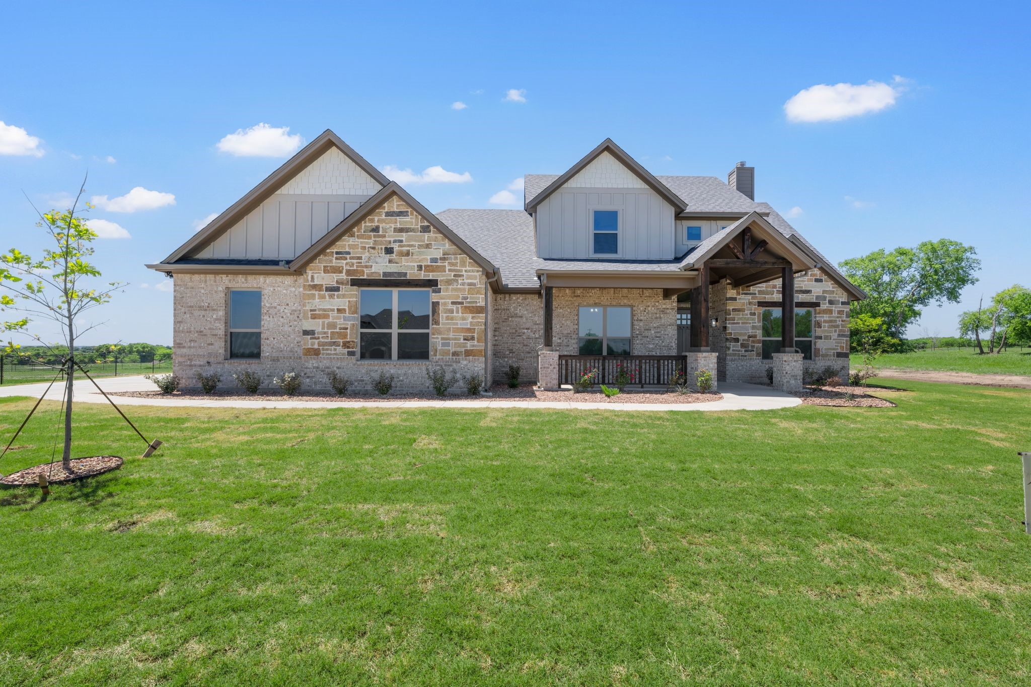 451 Paradise Ridge Drive