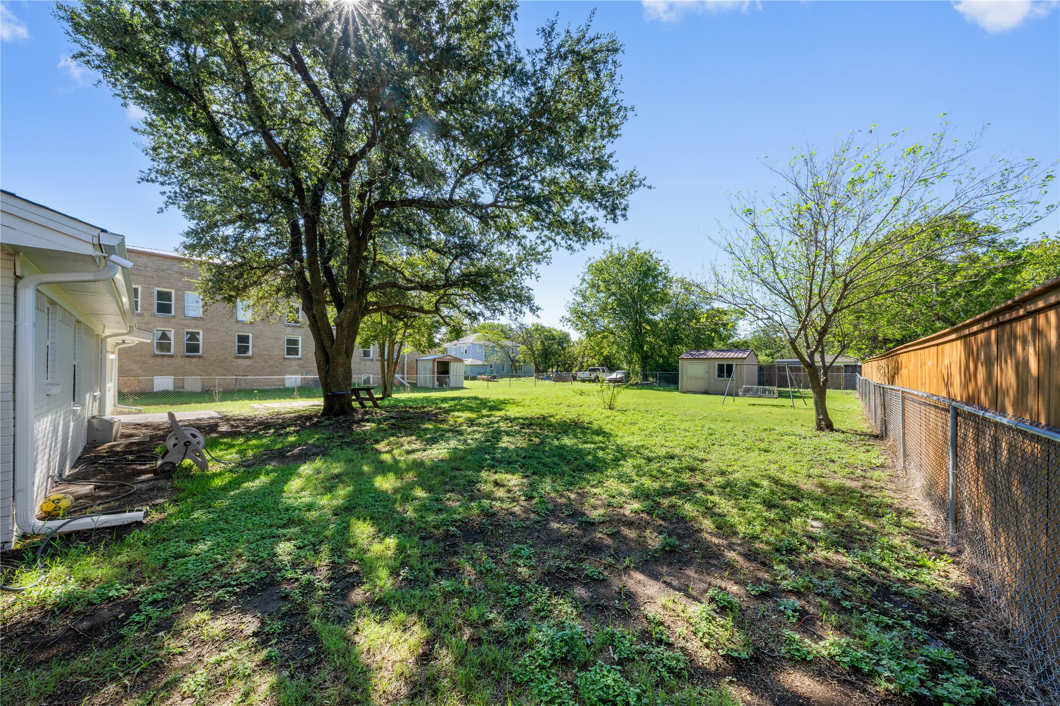 101 E Border Street