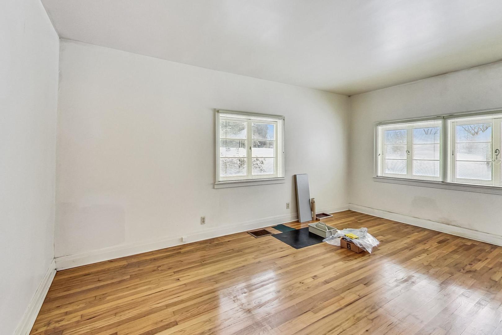 13020 Archer Avenue